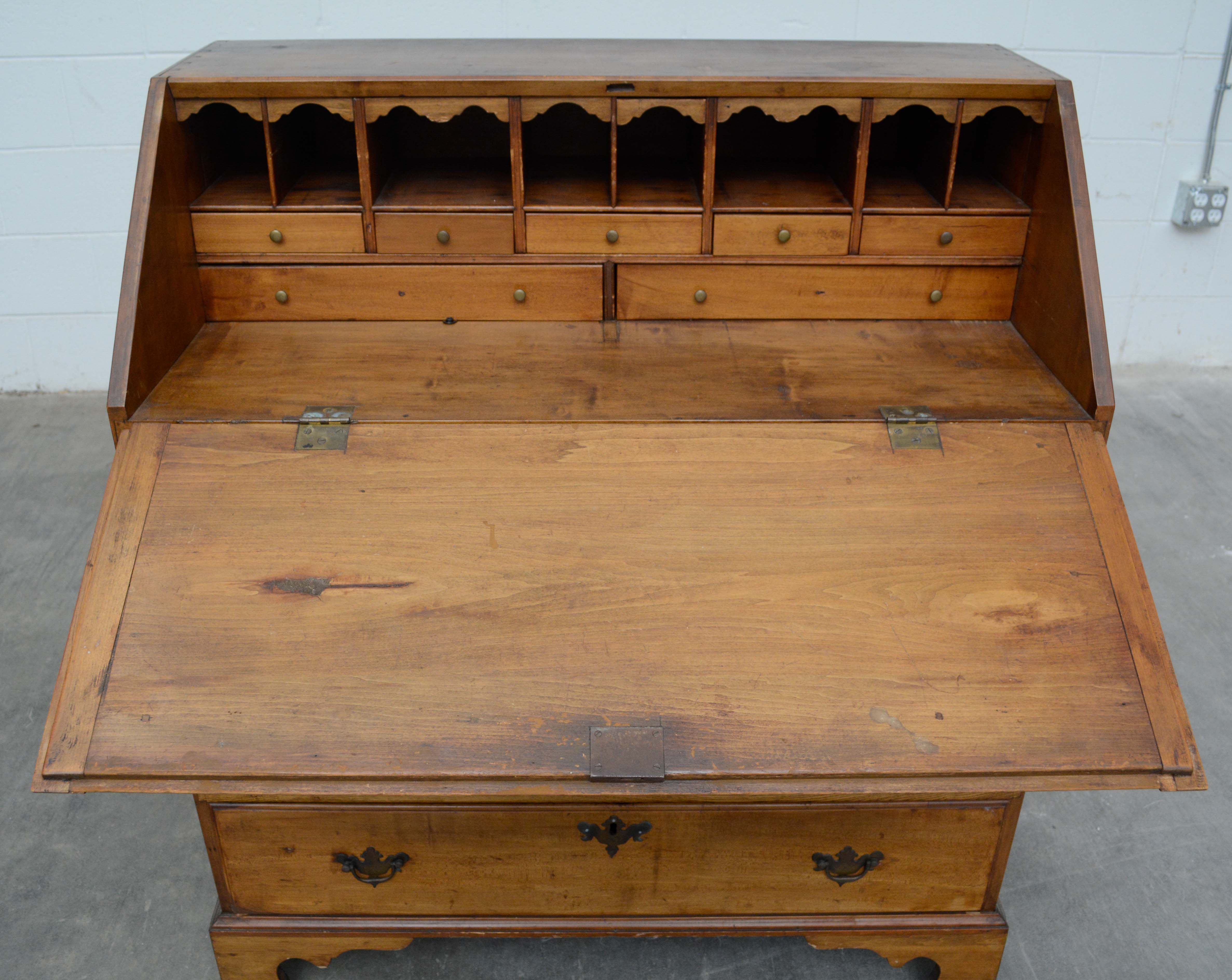 Federal Slant-Front Desk, Late 18th/Early 19th Century