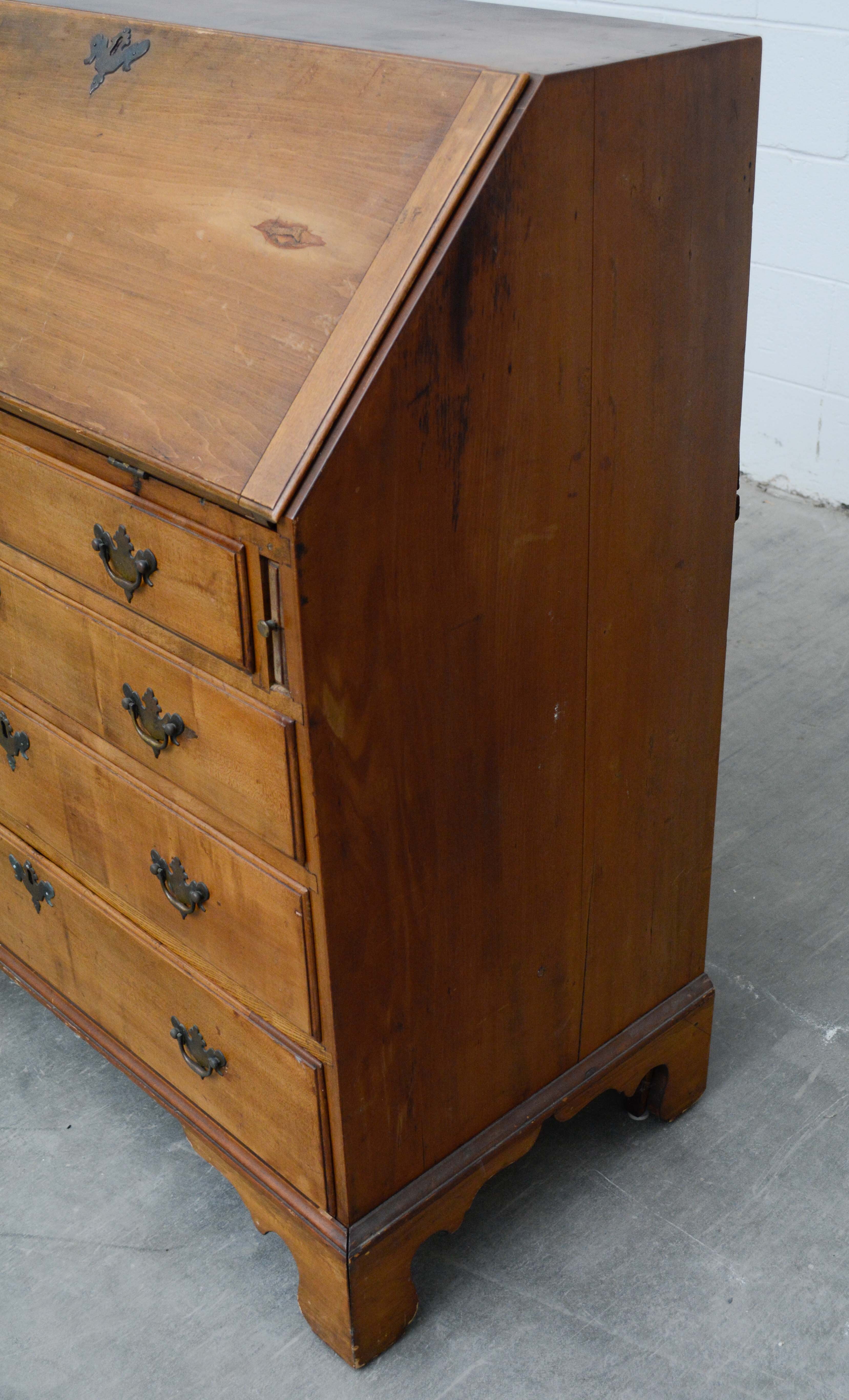 Federal Slant-Front Desk, Late 18th/Early 19th Century