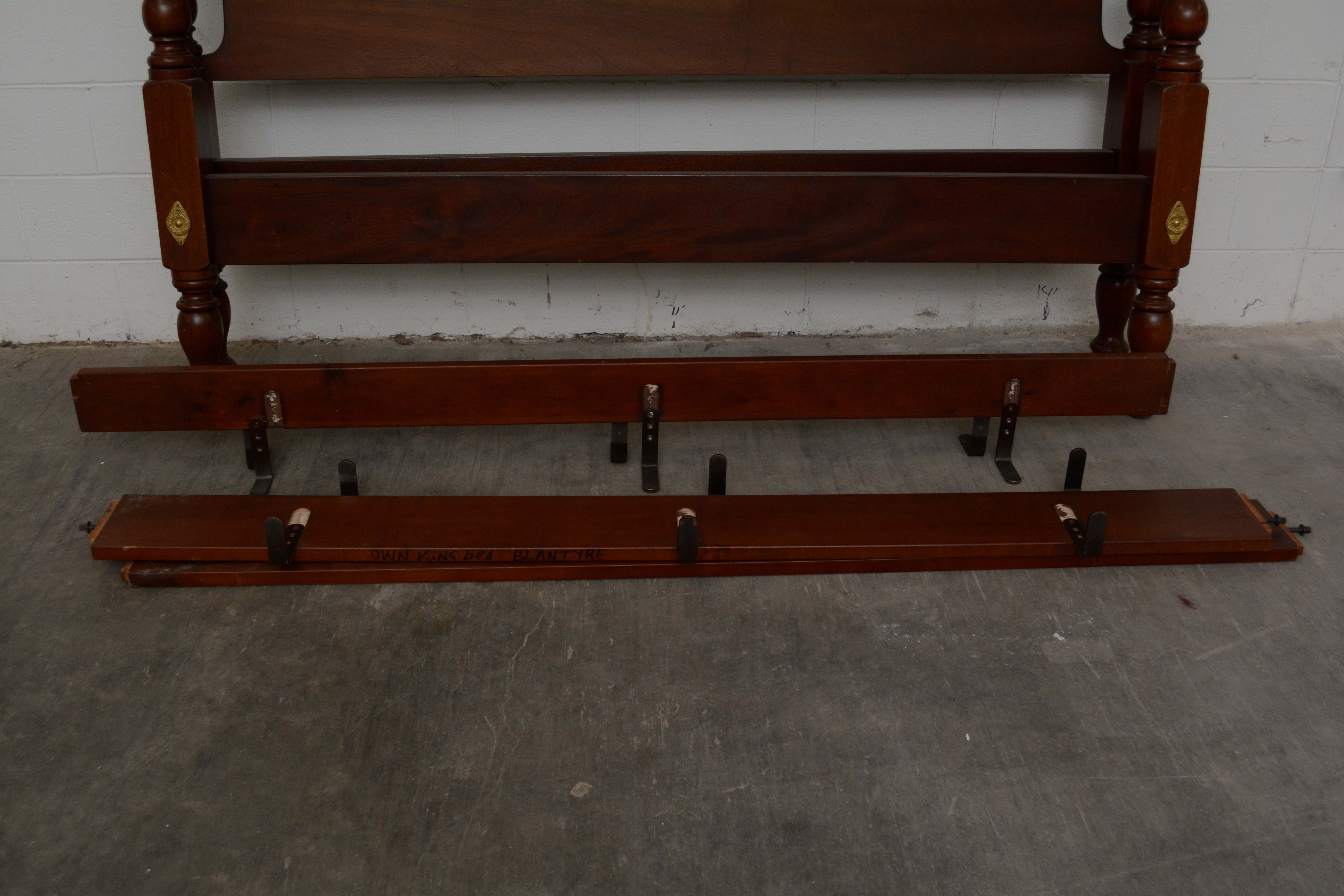 Federal Style Mahogany King Size Bed Frame, Mid-20th Century
