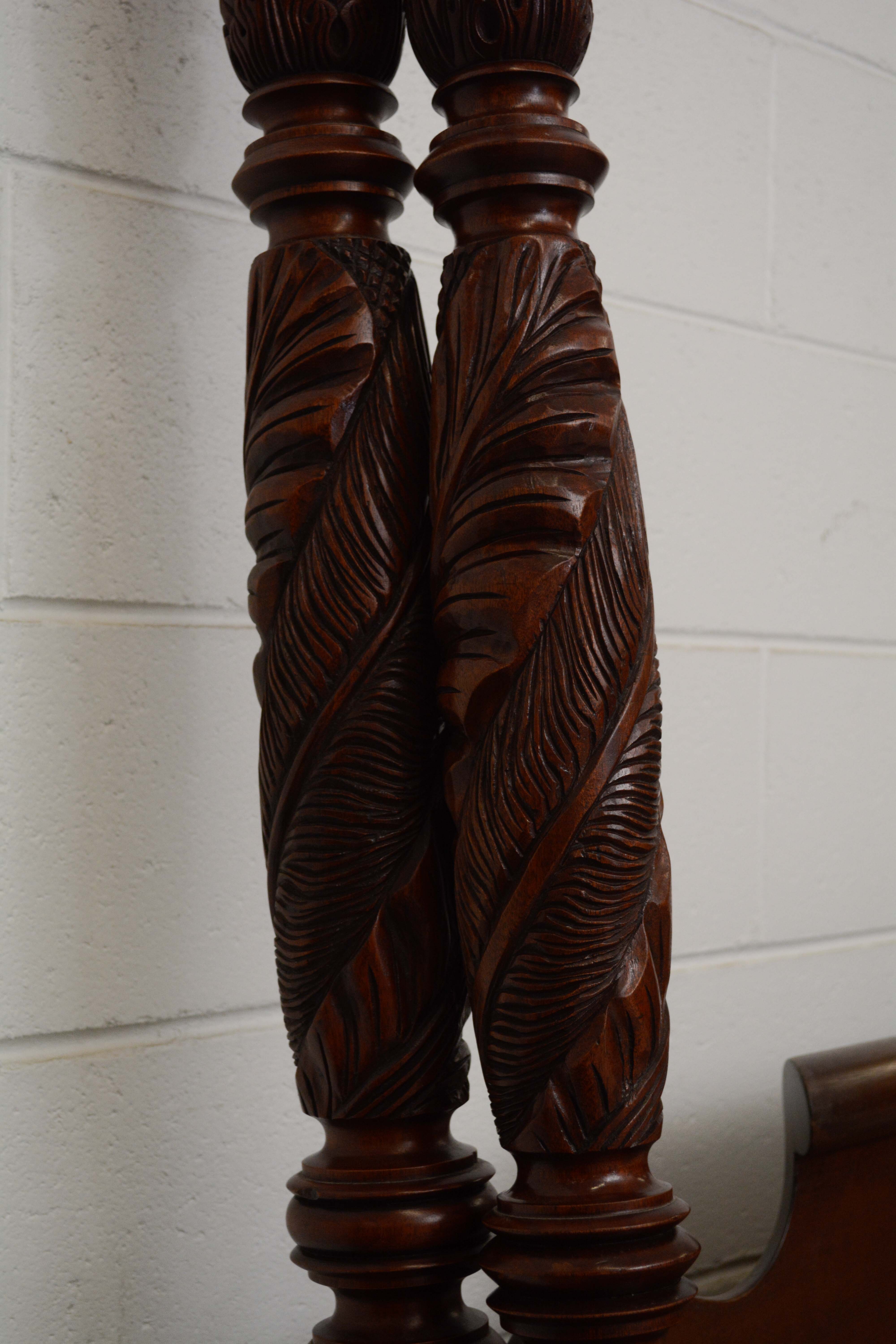 Federal Style Mahogany King Size Bed Frame, Mid-20th Century