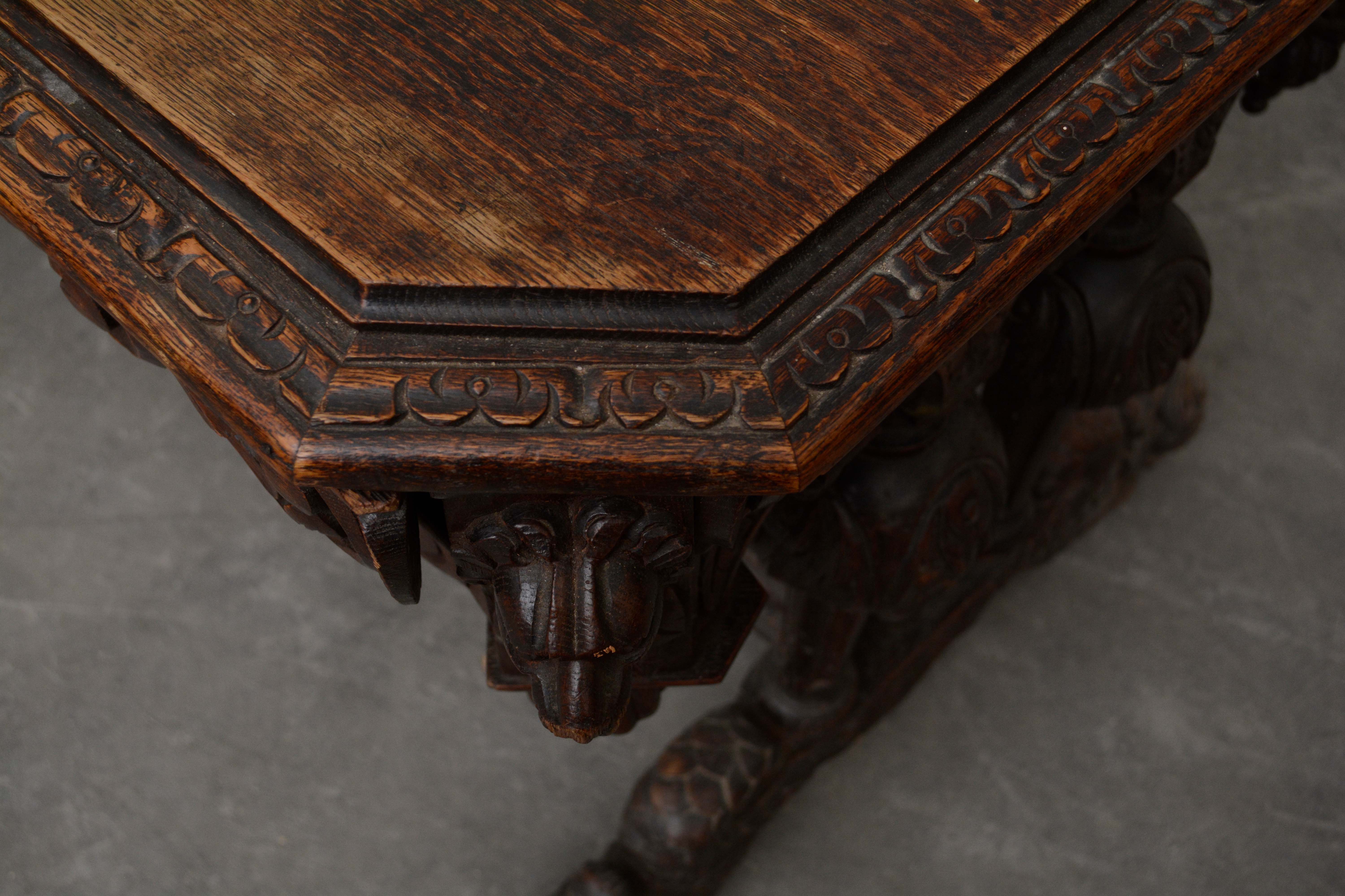Renaissance Revival Oak Library Table, Mid-19th Century