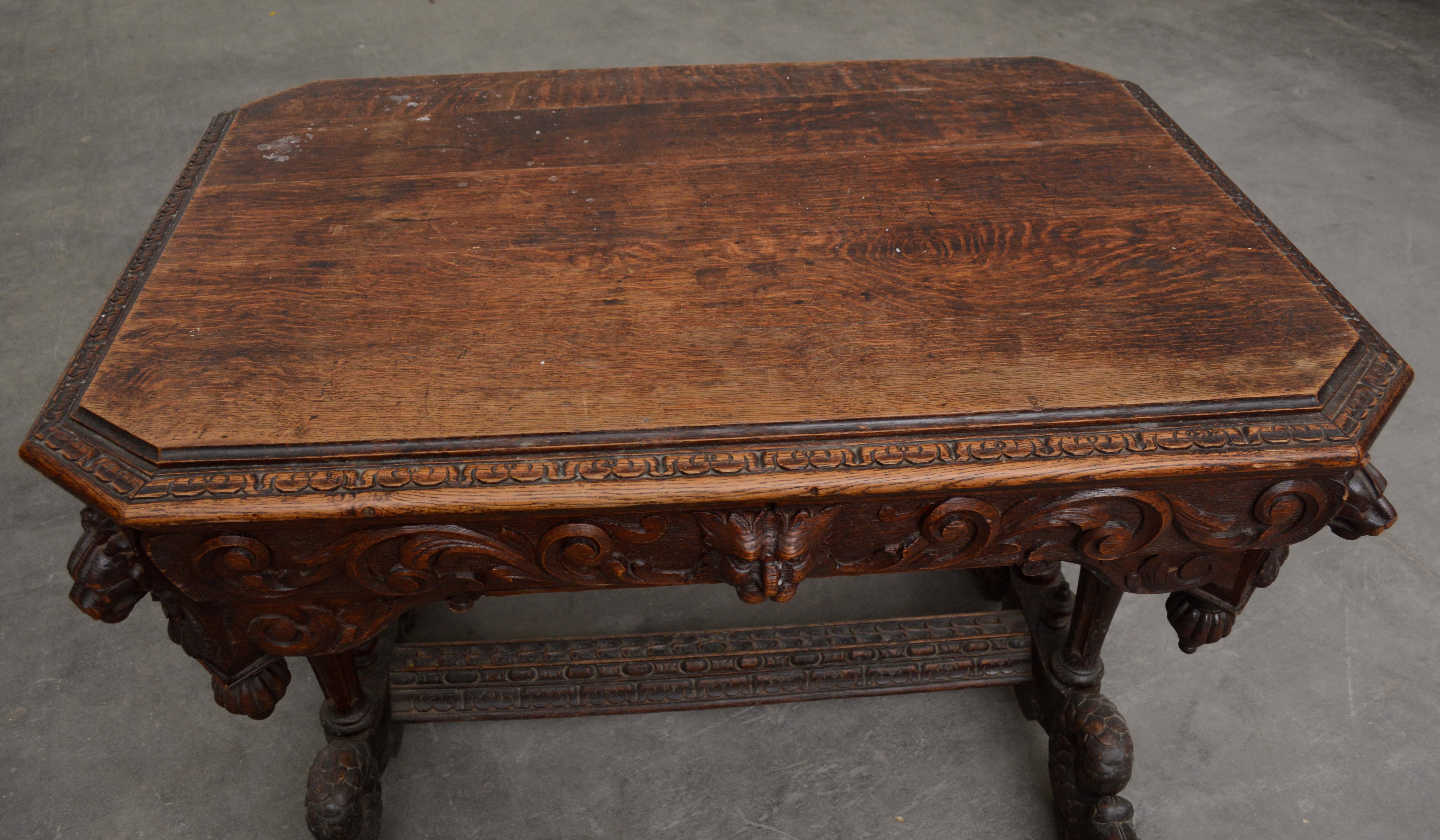Renaissance Revival Oak Library Table, Mid-19th Century