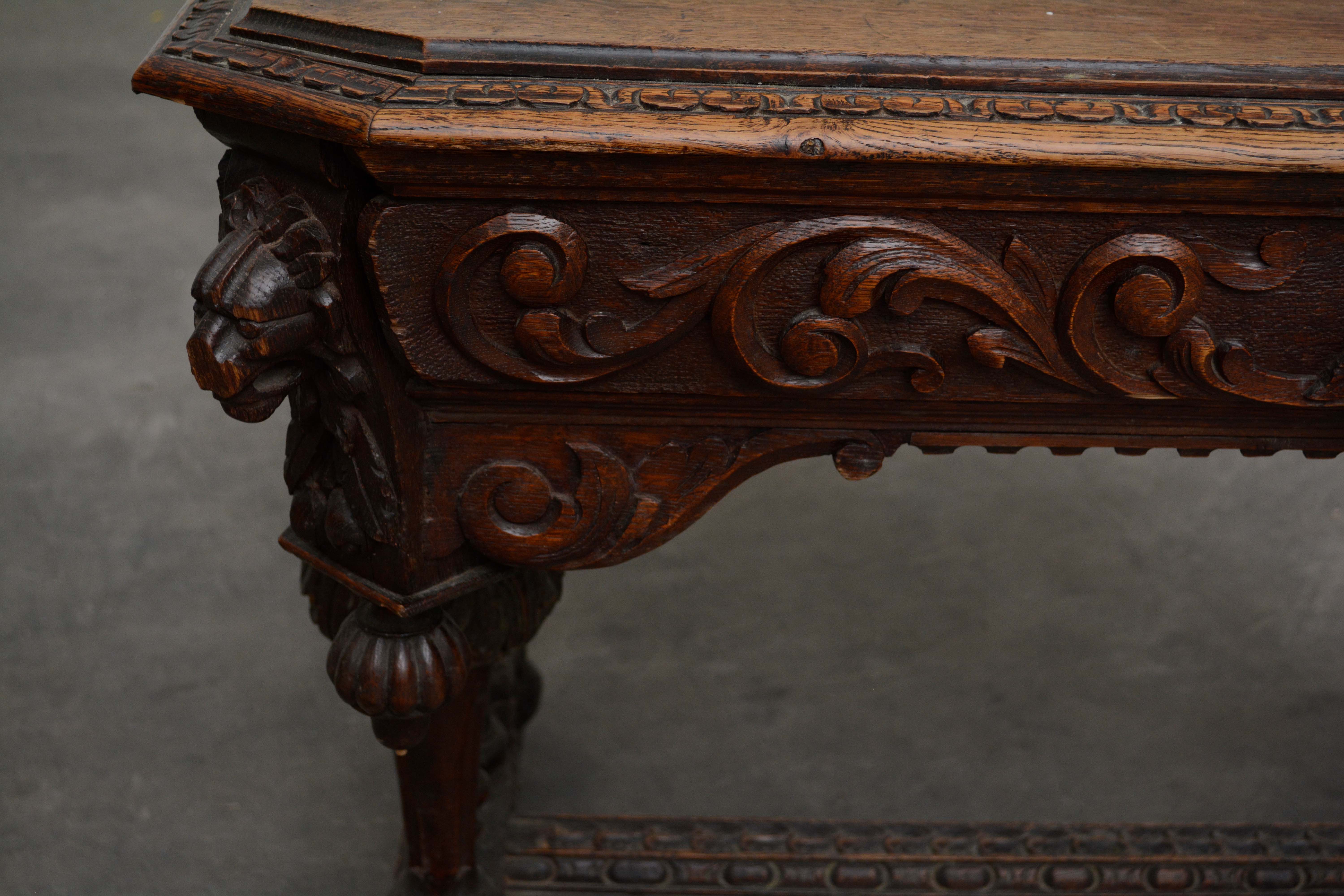 Renaissance Revival Oak Library Table, Mid-19th Century