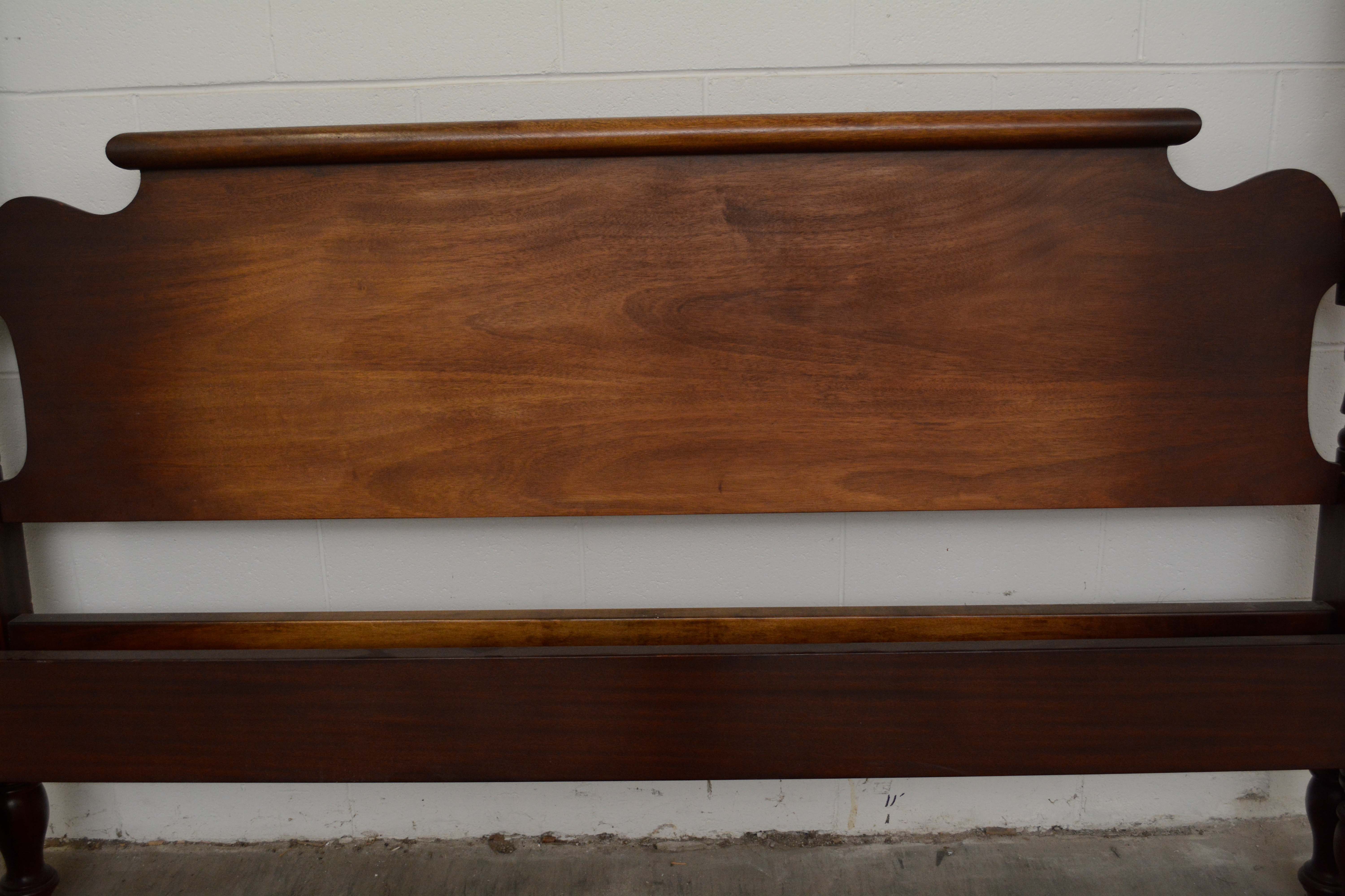 Federal Style Mahogany King Size Bed Frame, Late 20th Century