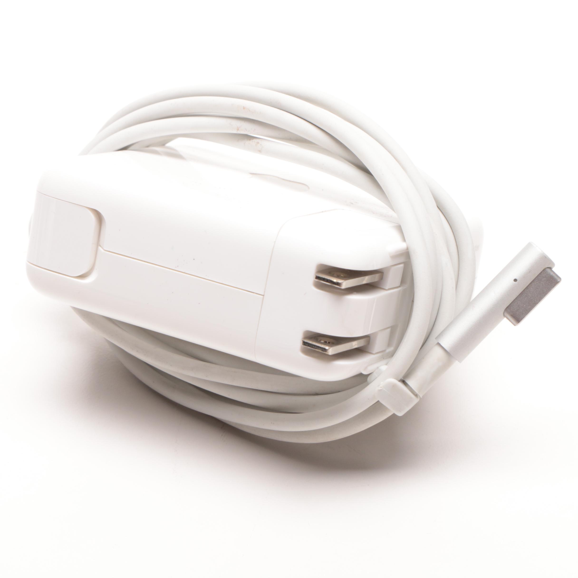 13" MacBook Laptop in Black