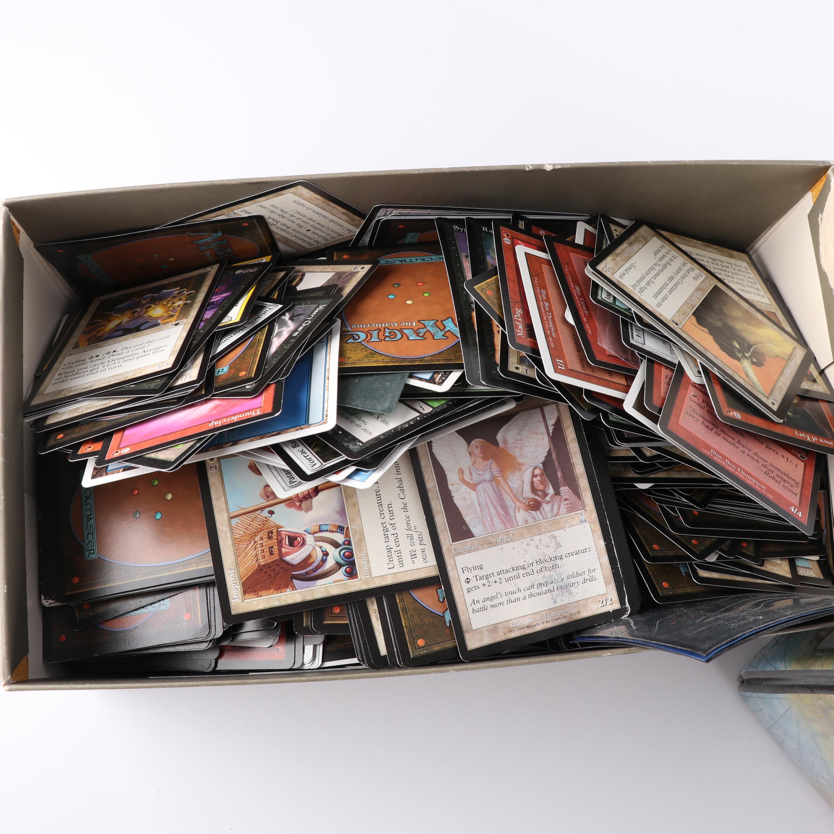 Magic: The Gathering Trading Cards with Binder