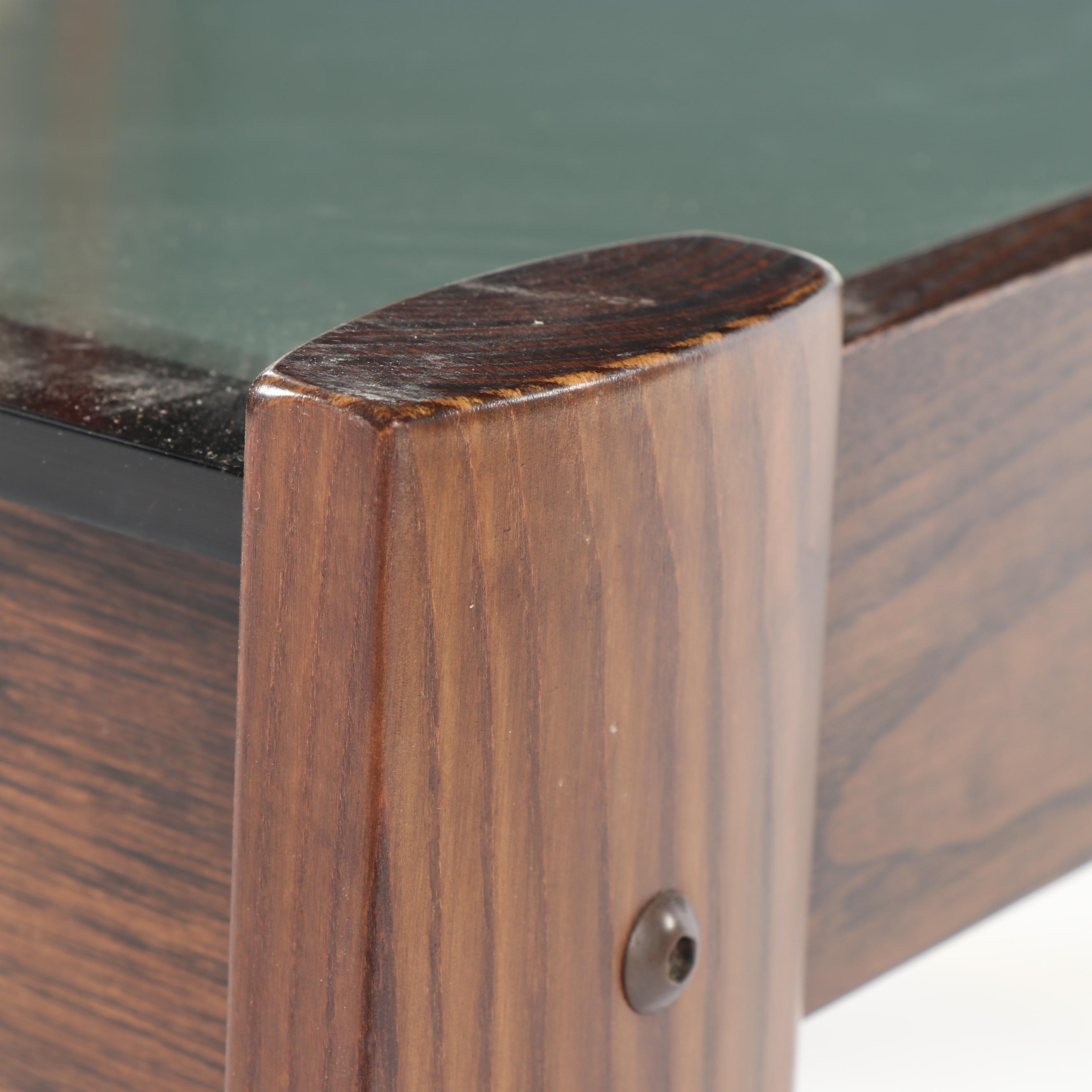 Mid Century Modern Rosewood Lafer Style Side Table, Mid 20th Century