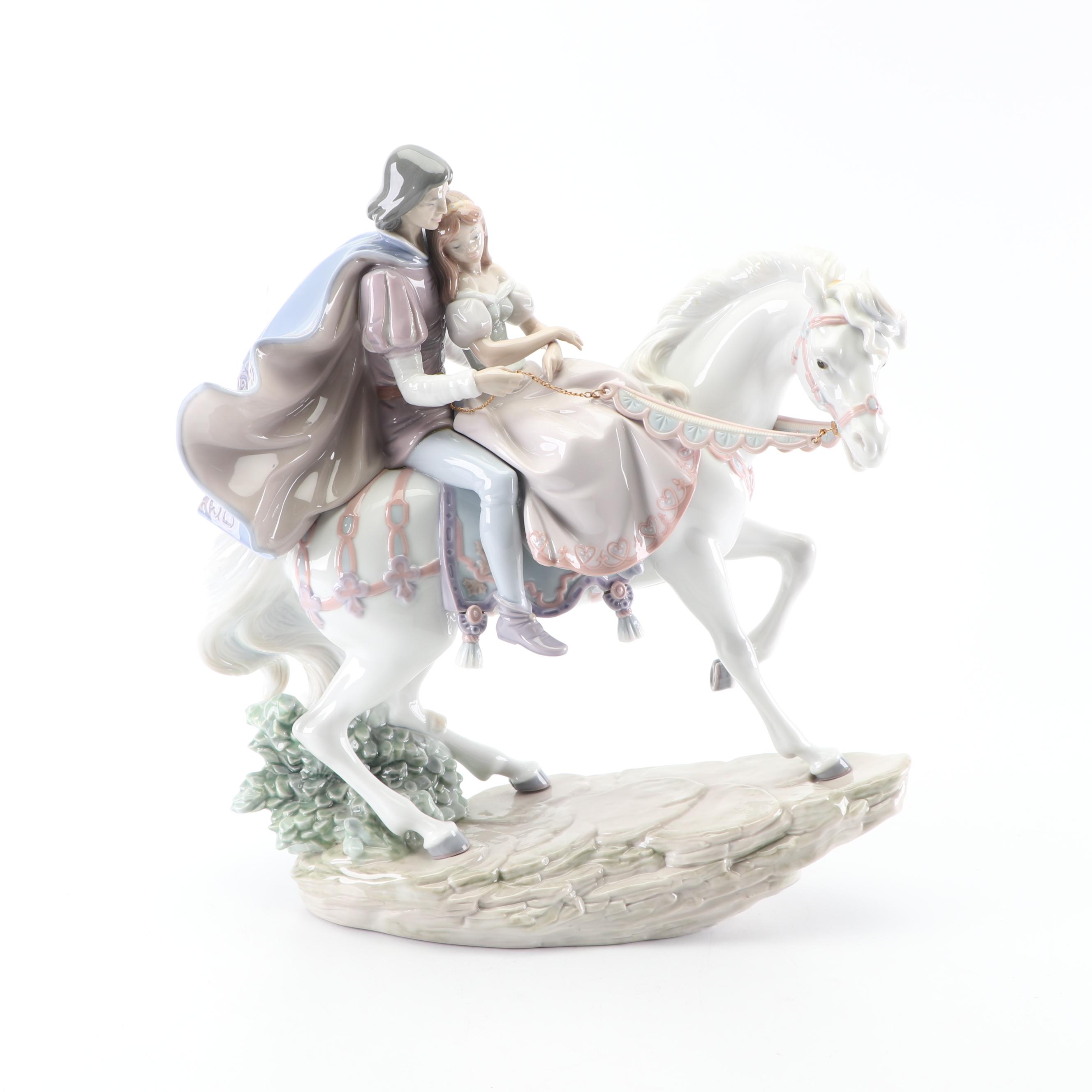 Lladro Porcelain Figurine "Love Story"
