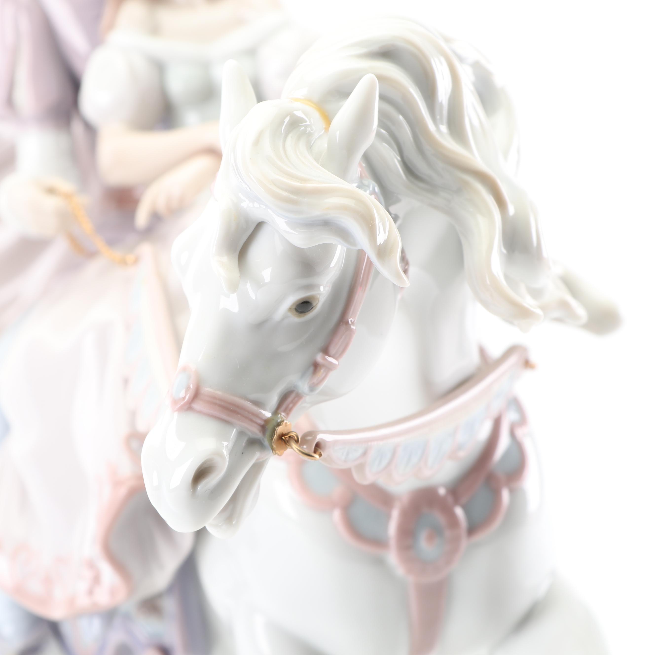 Lladro Porcelain Figurine "Love Story"