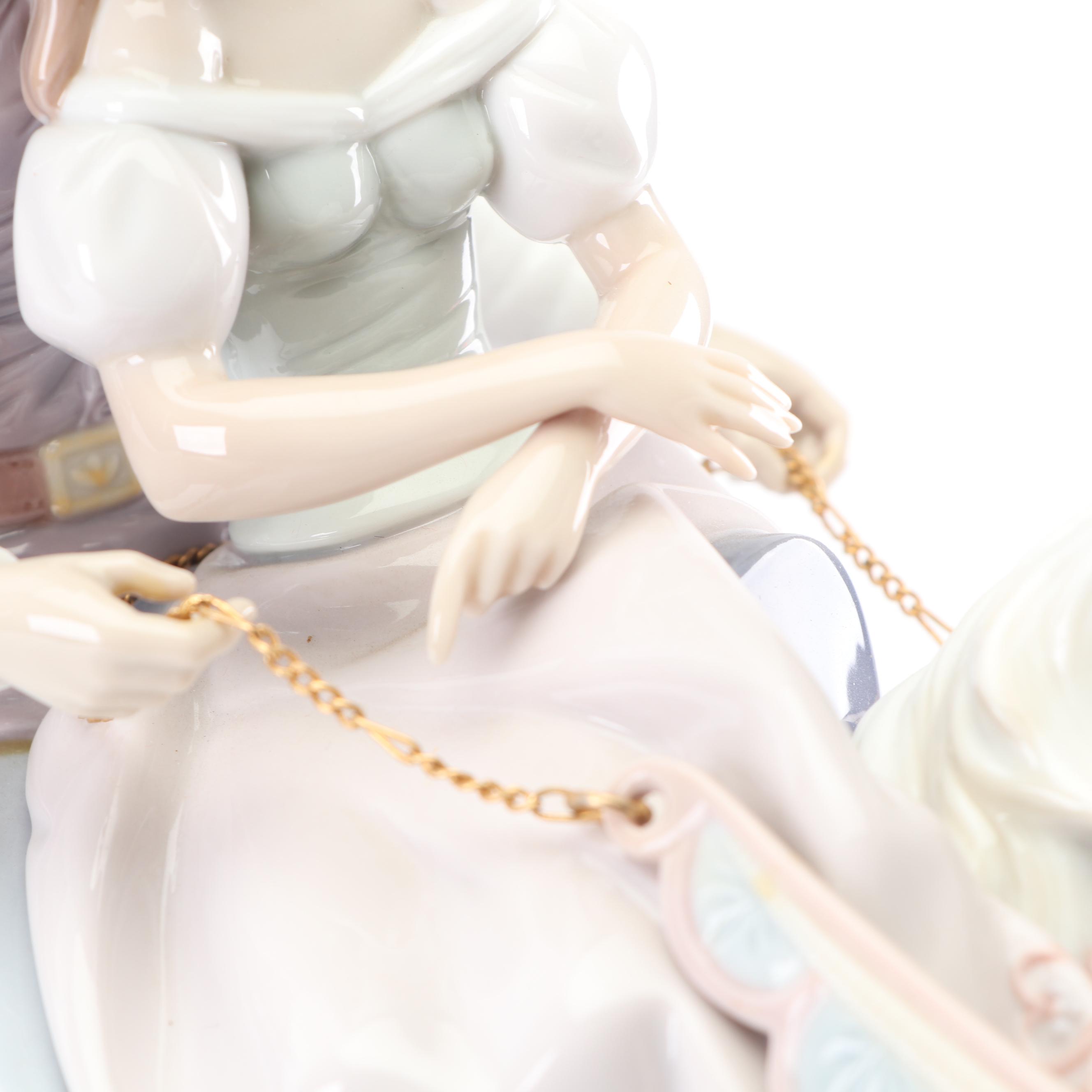 Lladro Porcelain Figurine "Love Story"