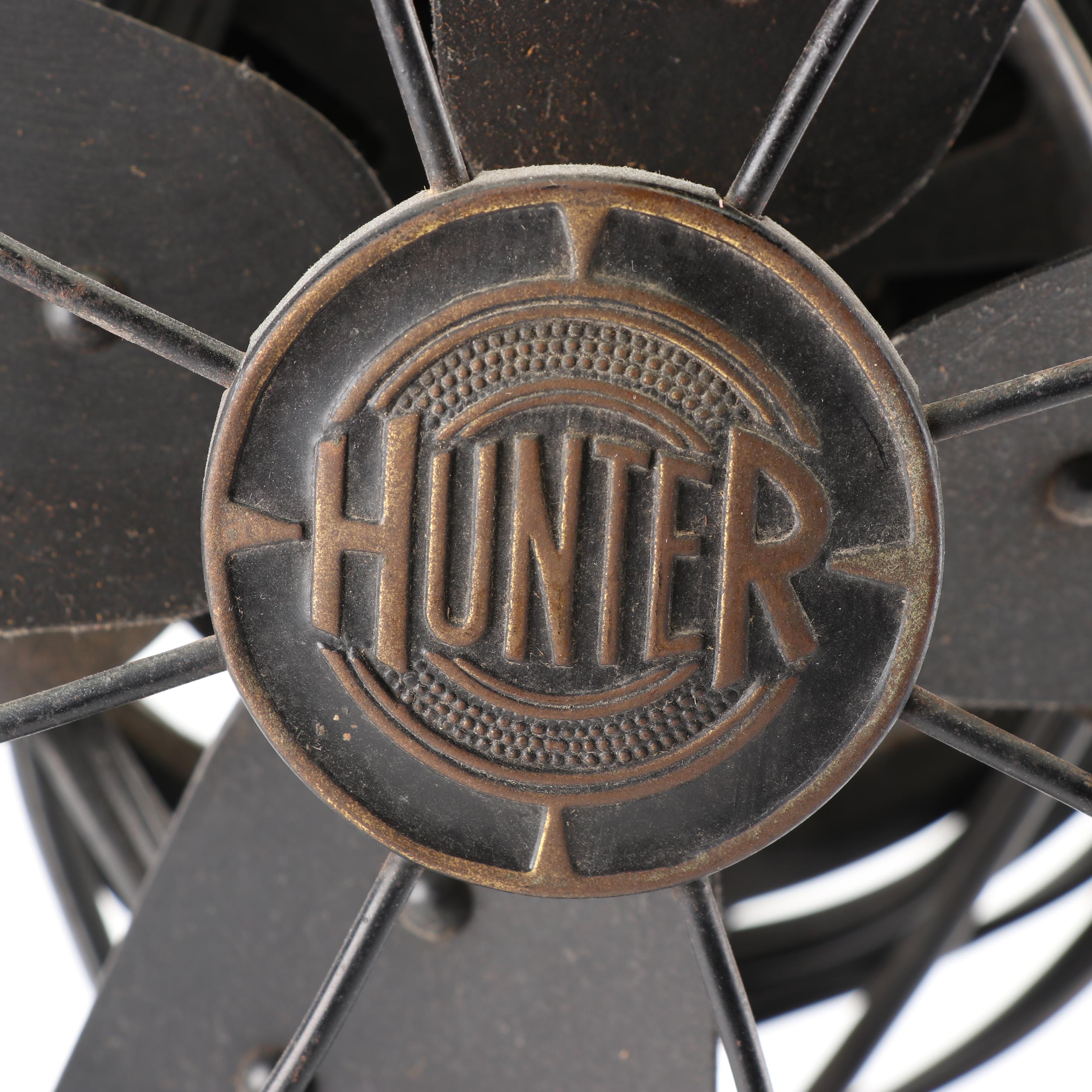 Vintage Hunter Cast Metal Desk Fan