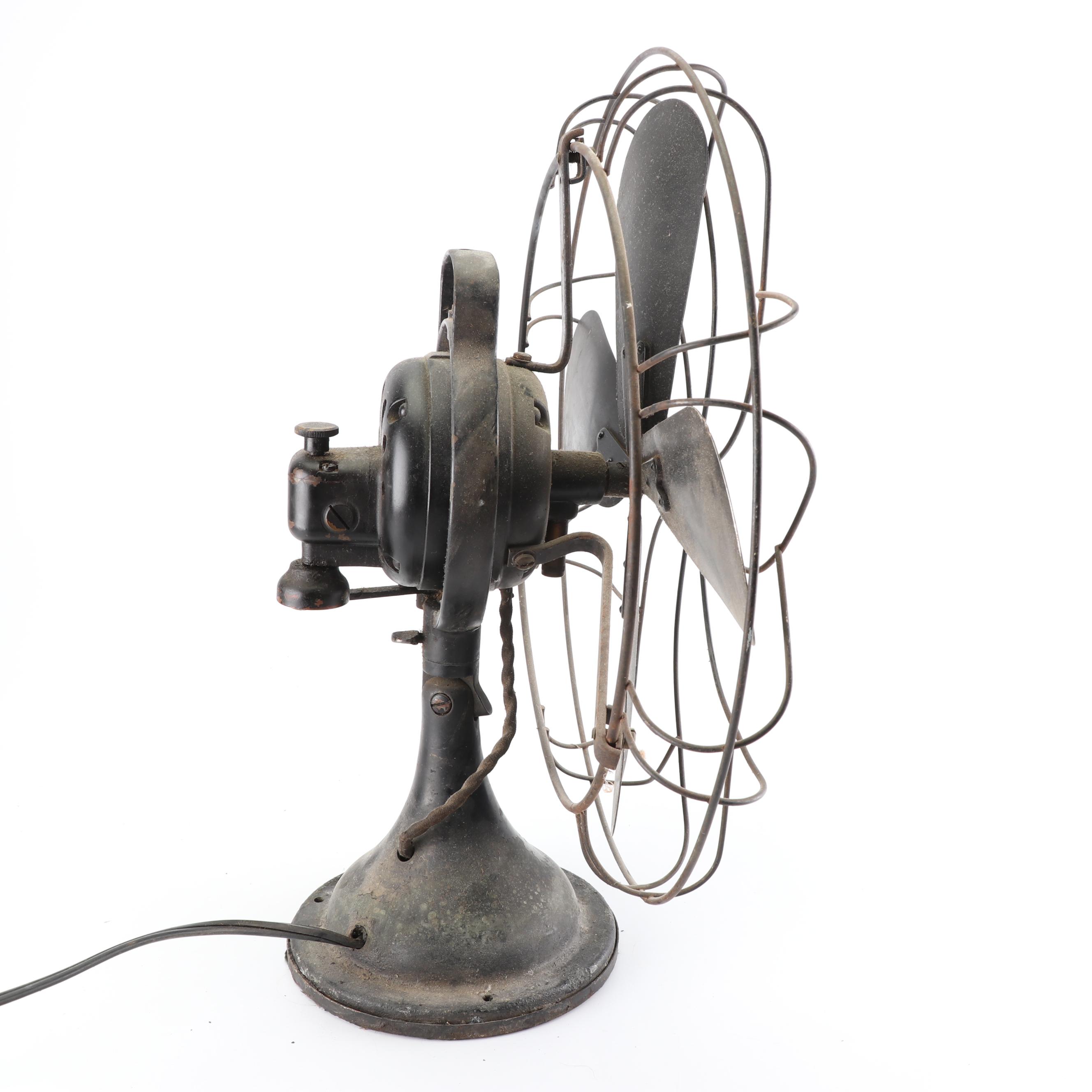 Vintage Hunter Cast Metal Desk Fan