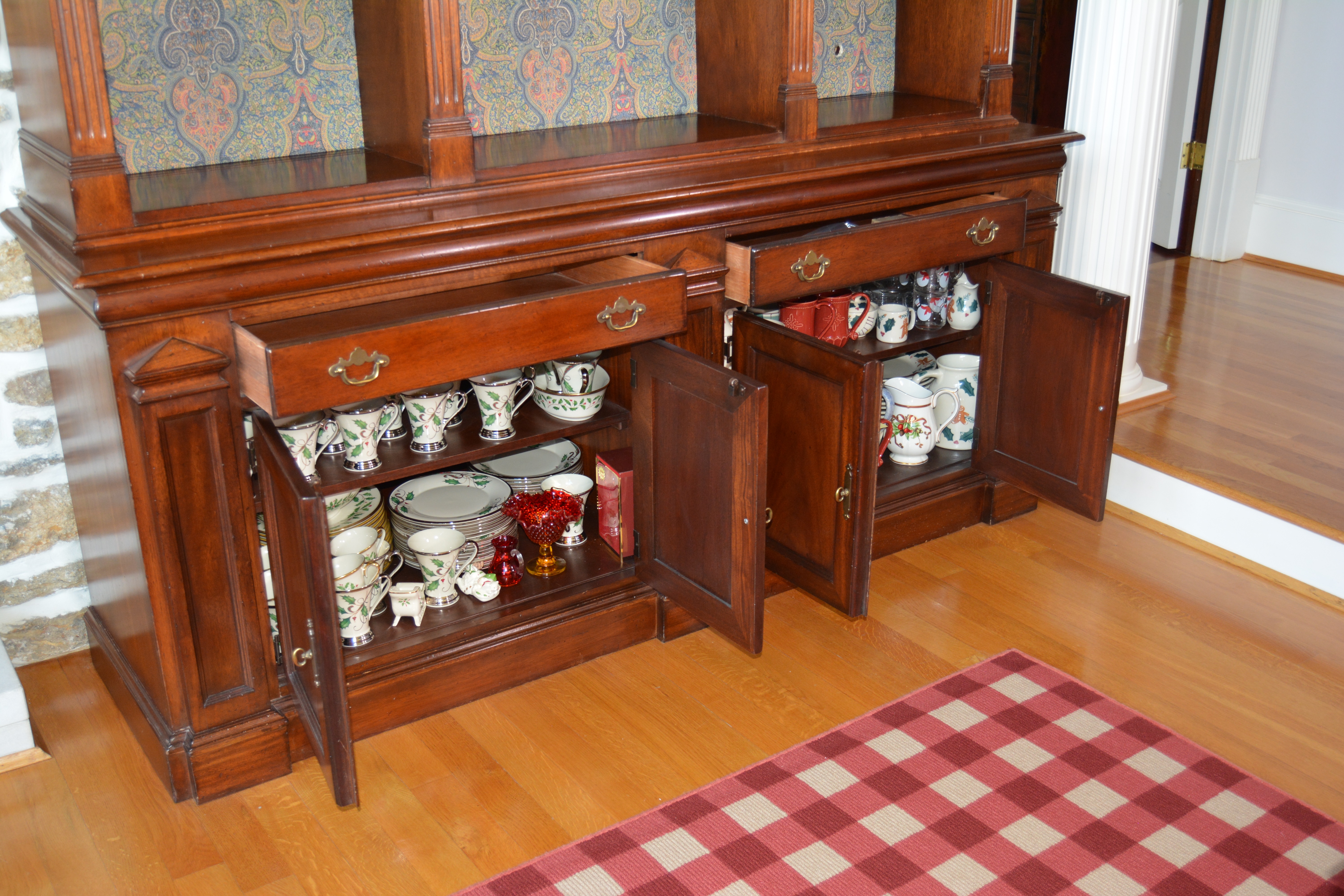Neoclassical Style Bookcase/Display Cabinet by Lexington, 21st Century