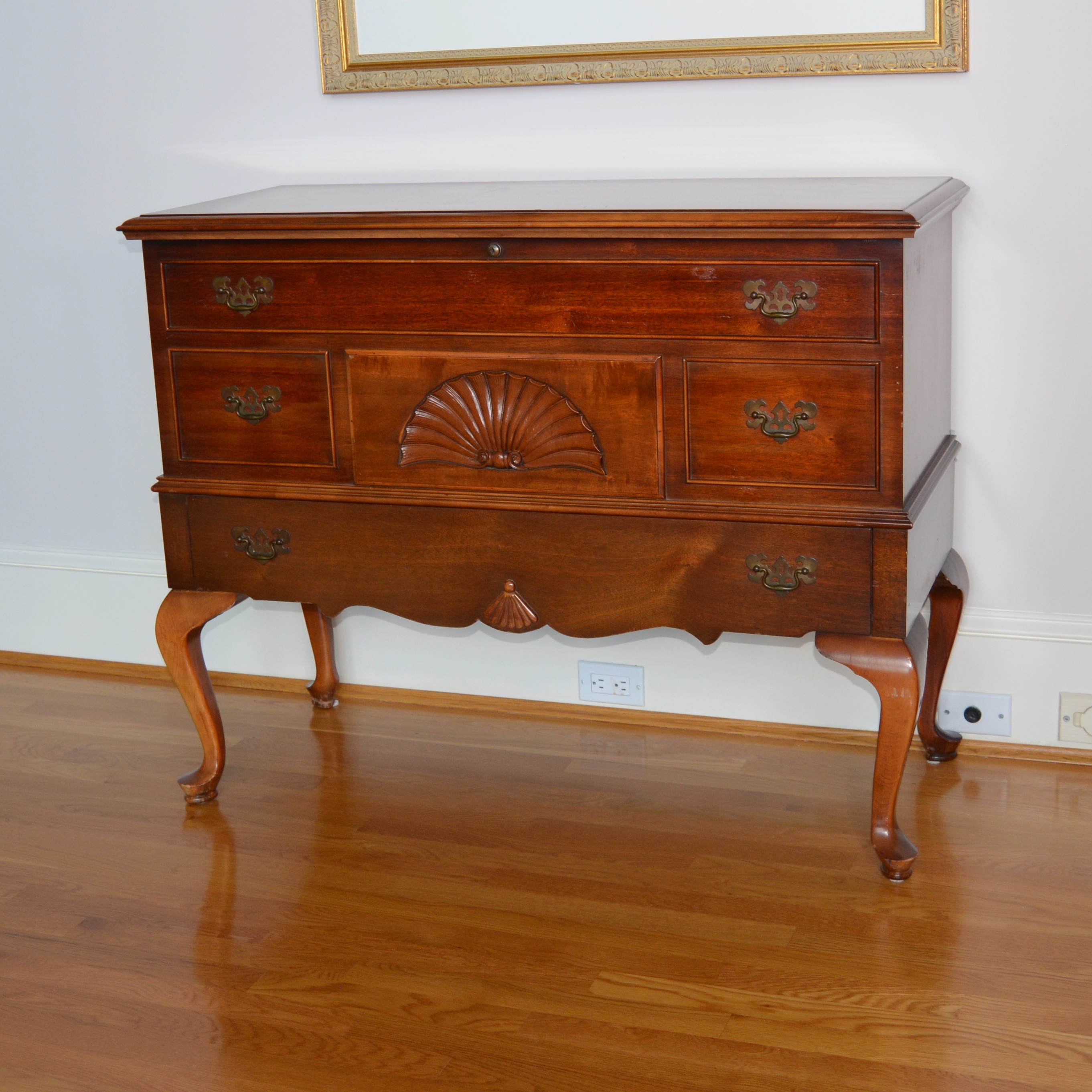 Queen Anne Style Cedar Blanket Chest by Lane Furniture, 21st Century