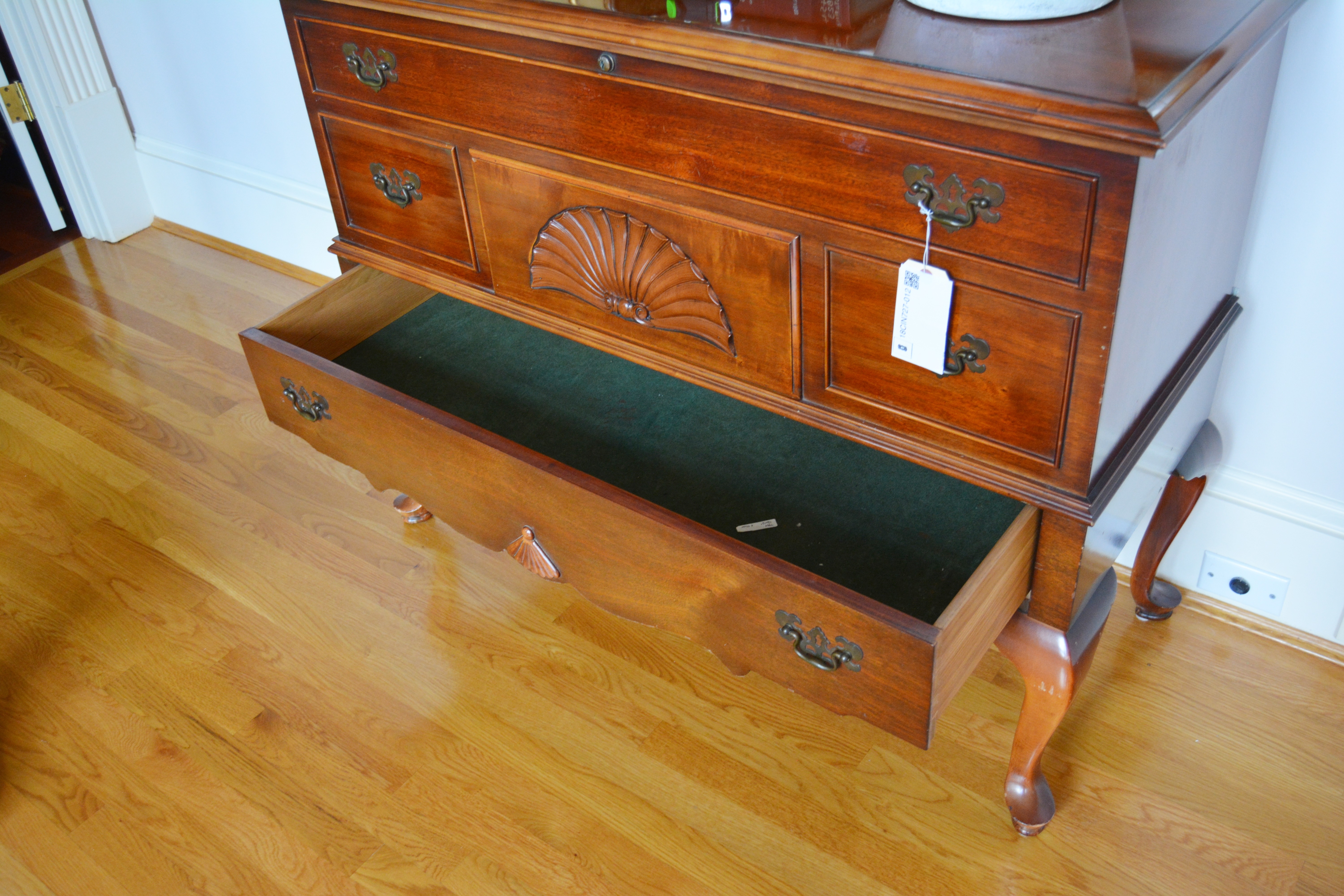 Queen Anne Style Cedar Blanket Chest by Lane Furniture, 21st Century