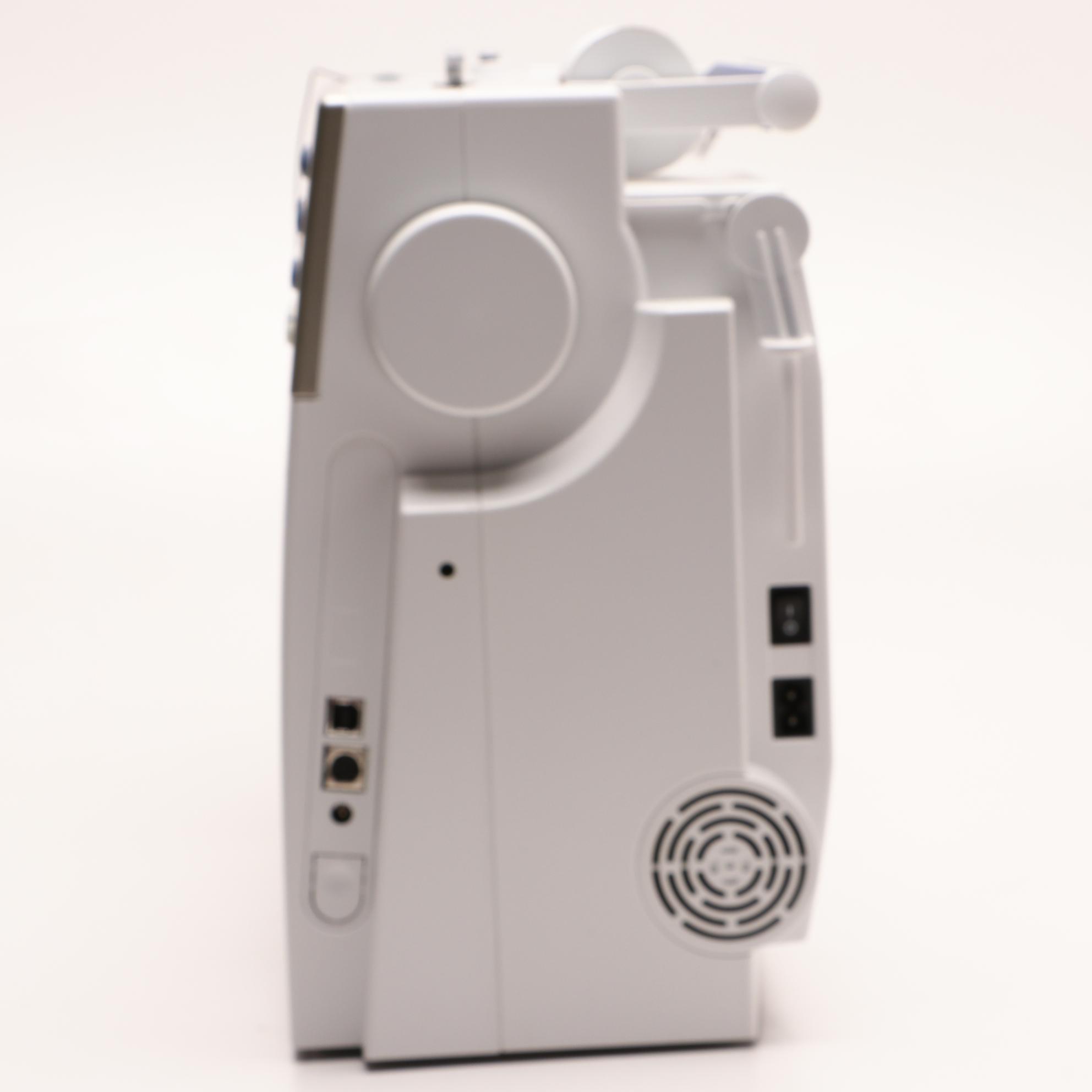 Bernina "aurora 440" Quilter's Edition Sewing Machine with Stitch Regulator