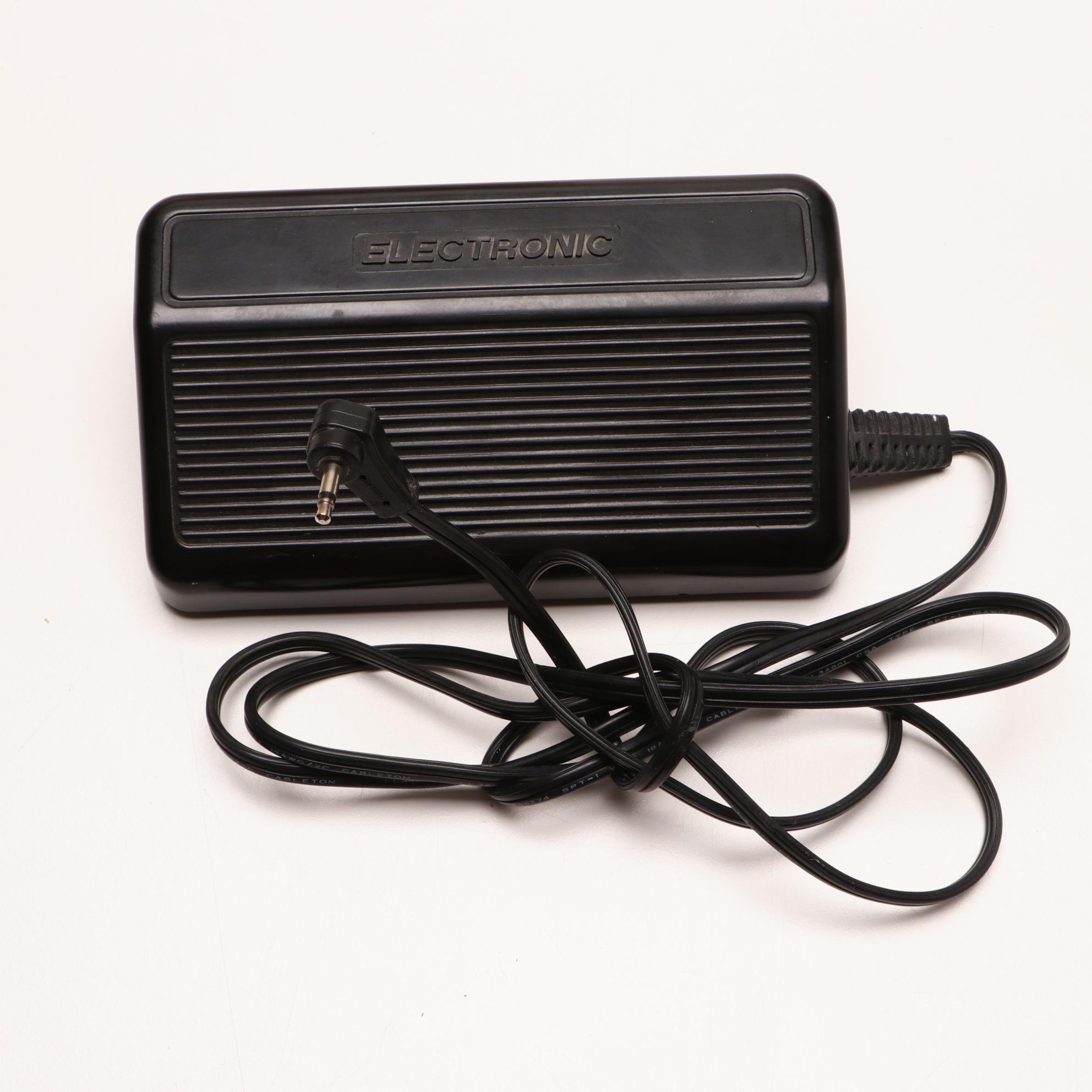 Singer Touchtronic 2210 Electric Sewing Machine