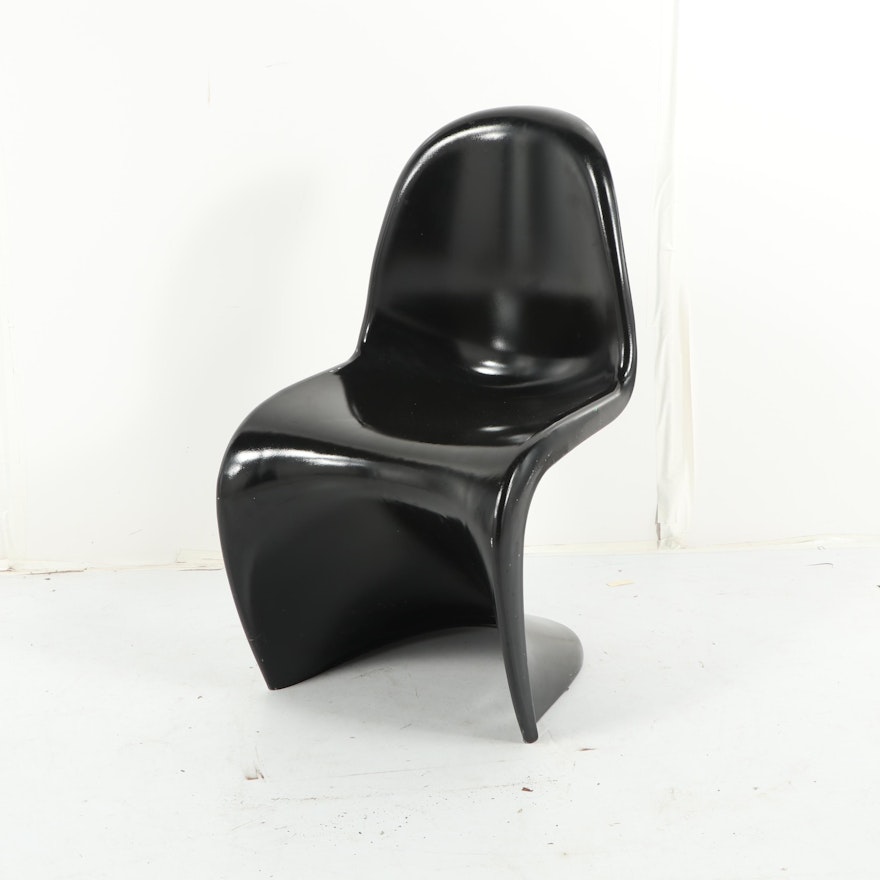 Modernist Style Molded Plastic Chair after Panton, 20th Century