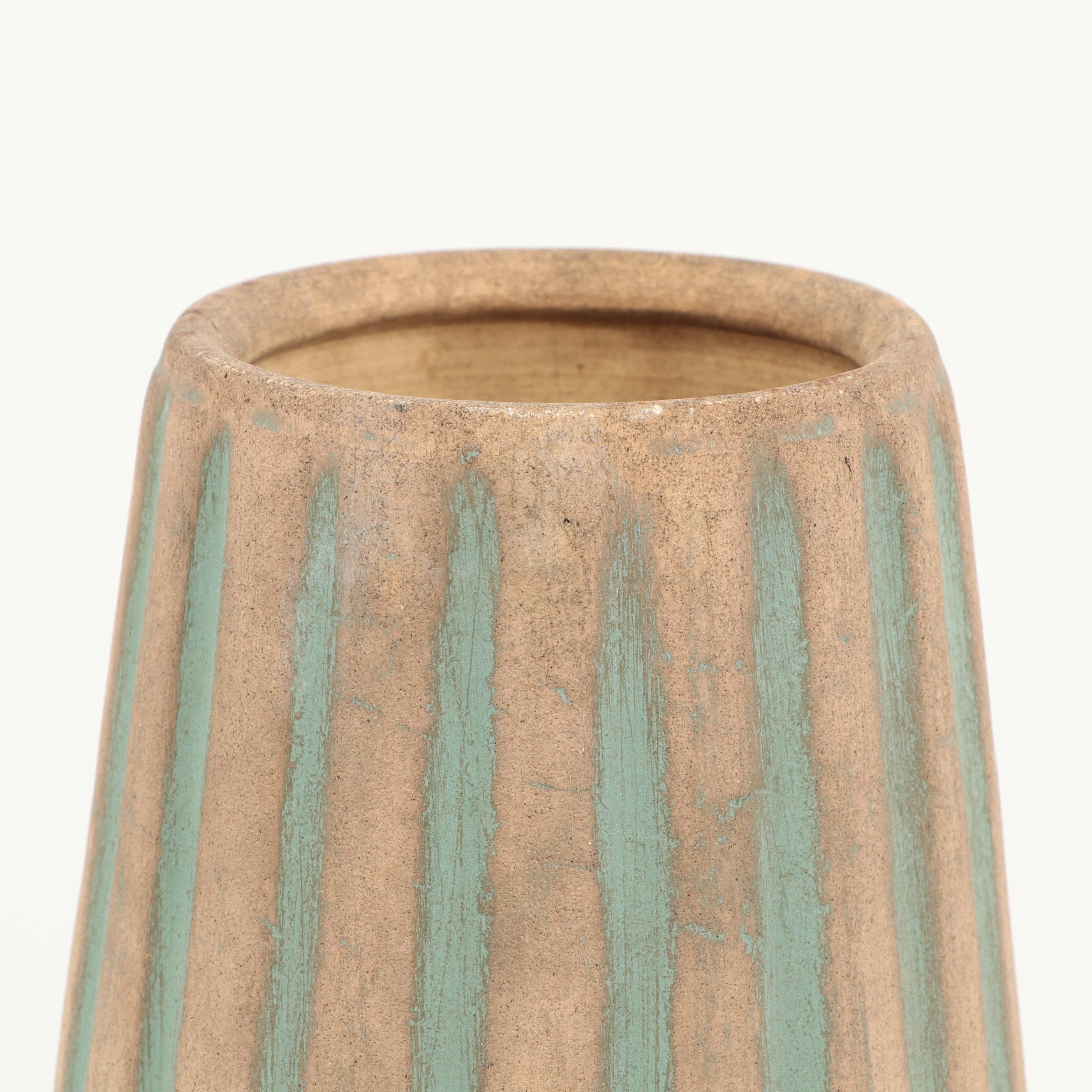 Embossed Earthenware Pedestal Base