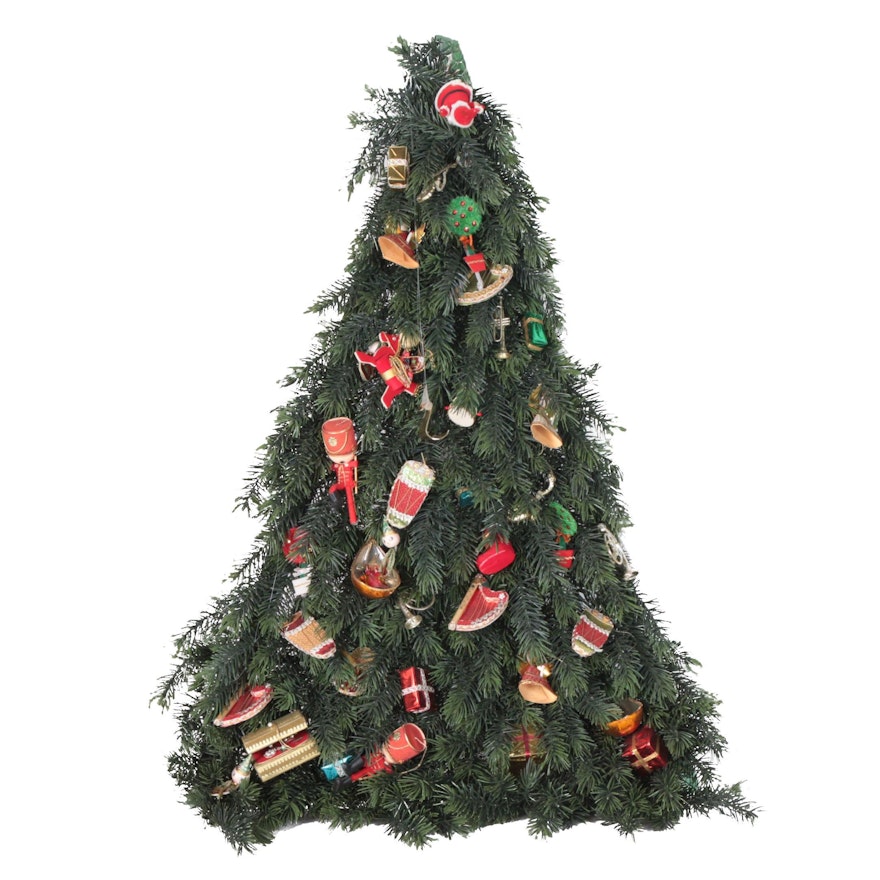Faux Spruce Christmas Tree Wall Décor