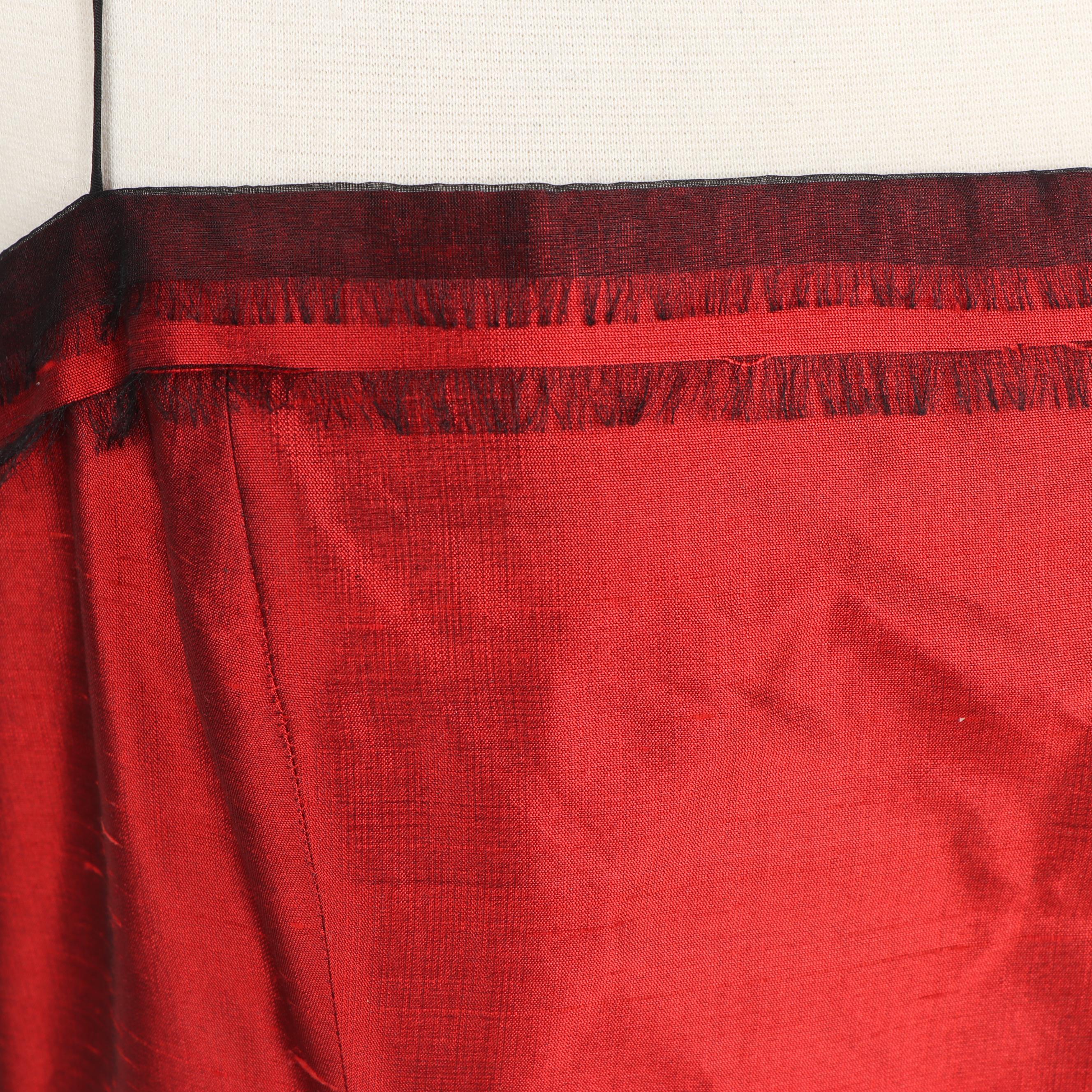 Tahari Black and Red Sleeveless Cocktail Dresses