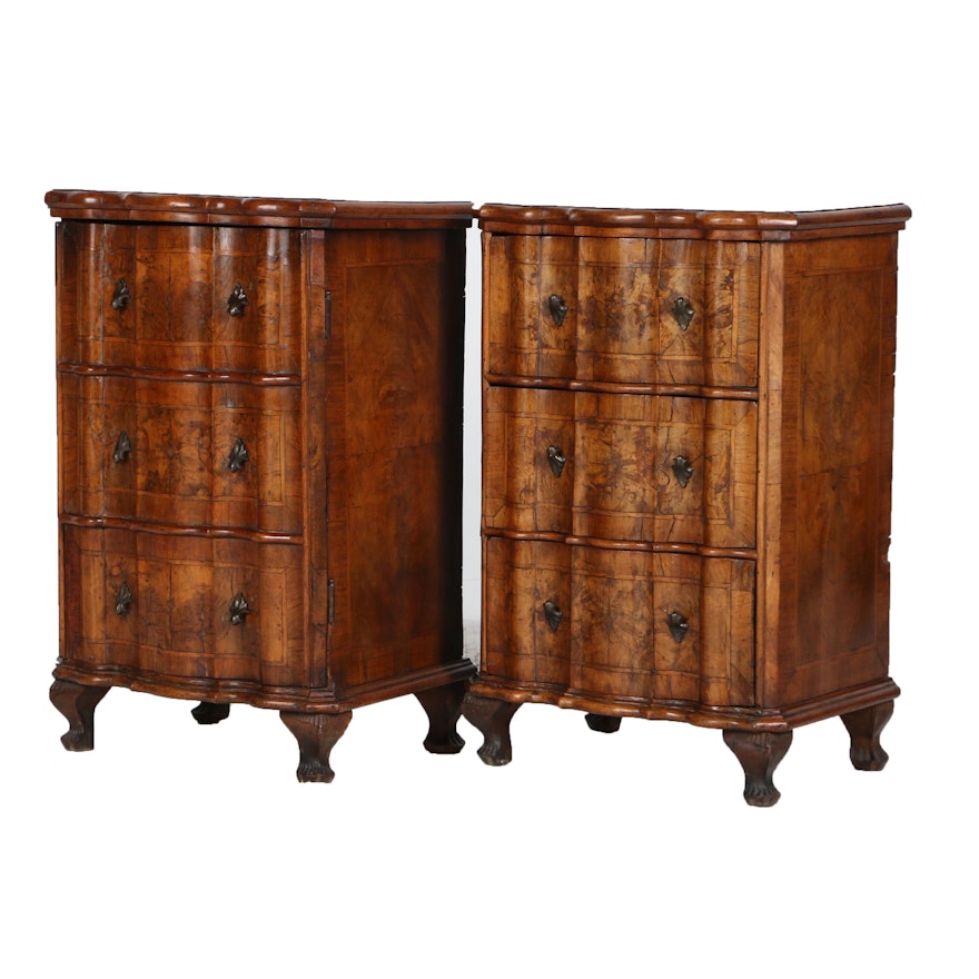 Pair of Italian Rococo Walnut Serpentine-Front Bedside Commodes, 18th Century