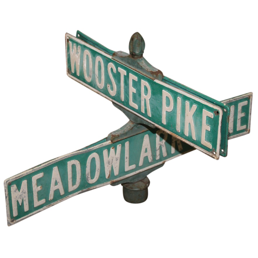 Wooster Pike & Meadowlark Street Signs