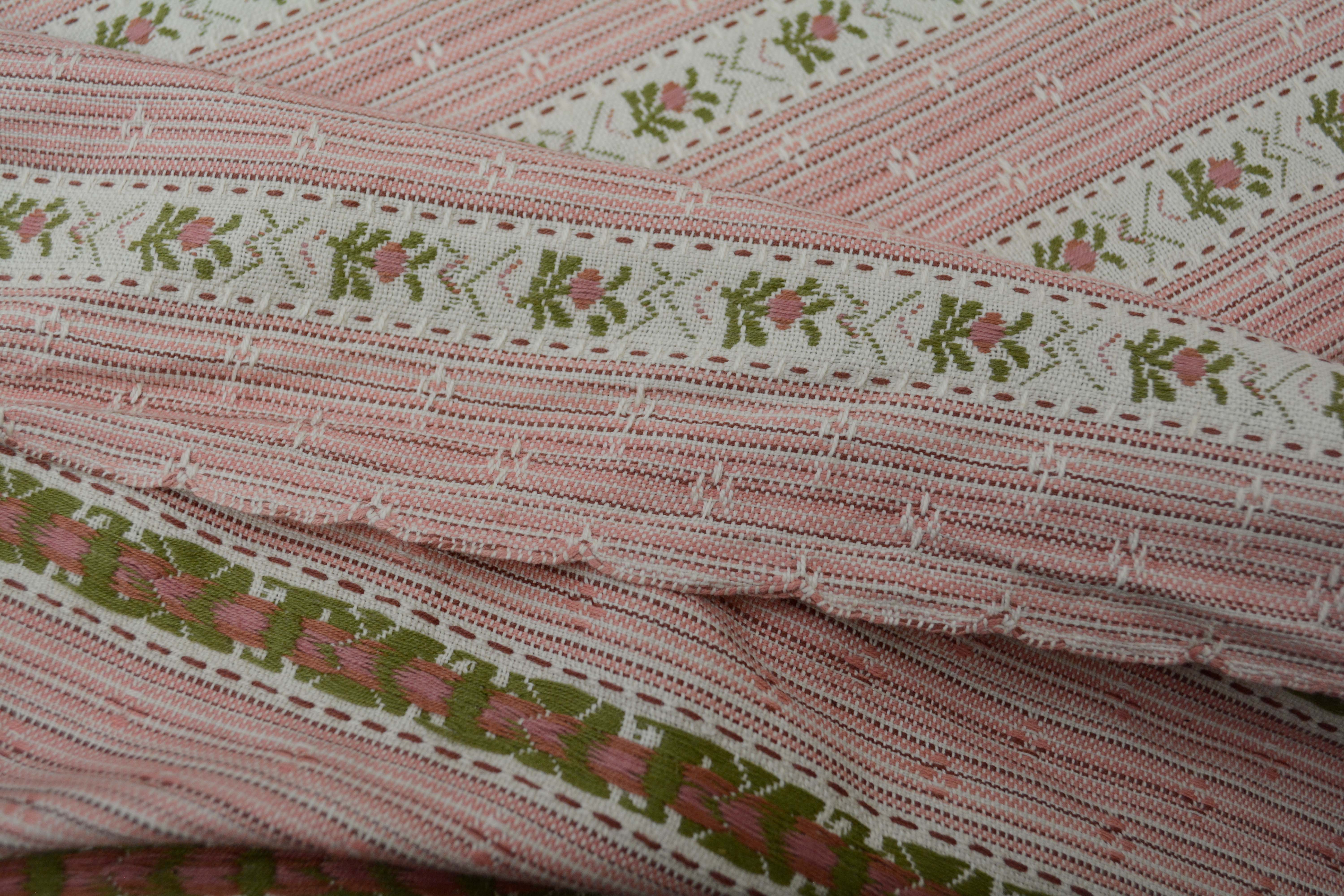 Upholstery Fabric Bolts and Remnants