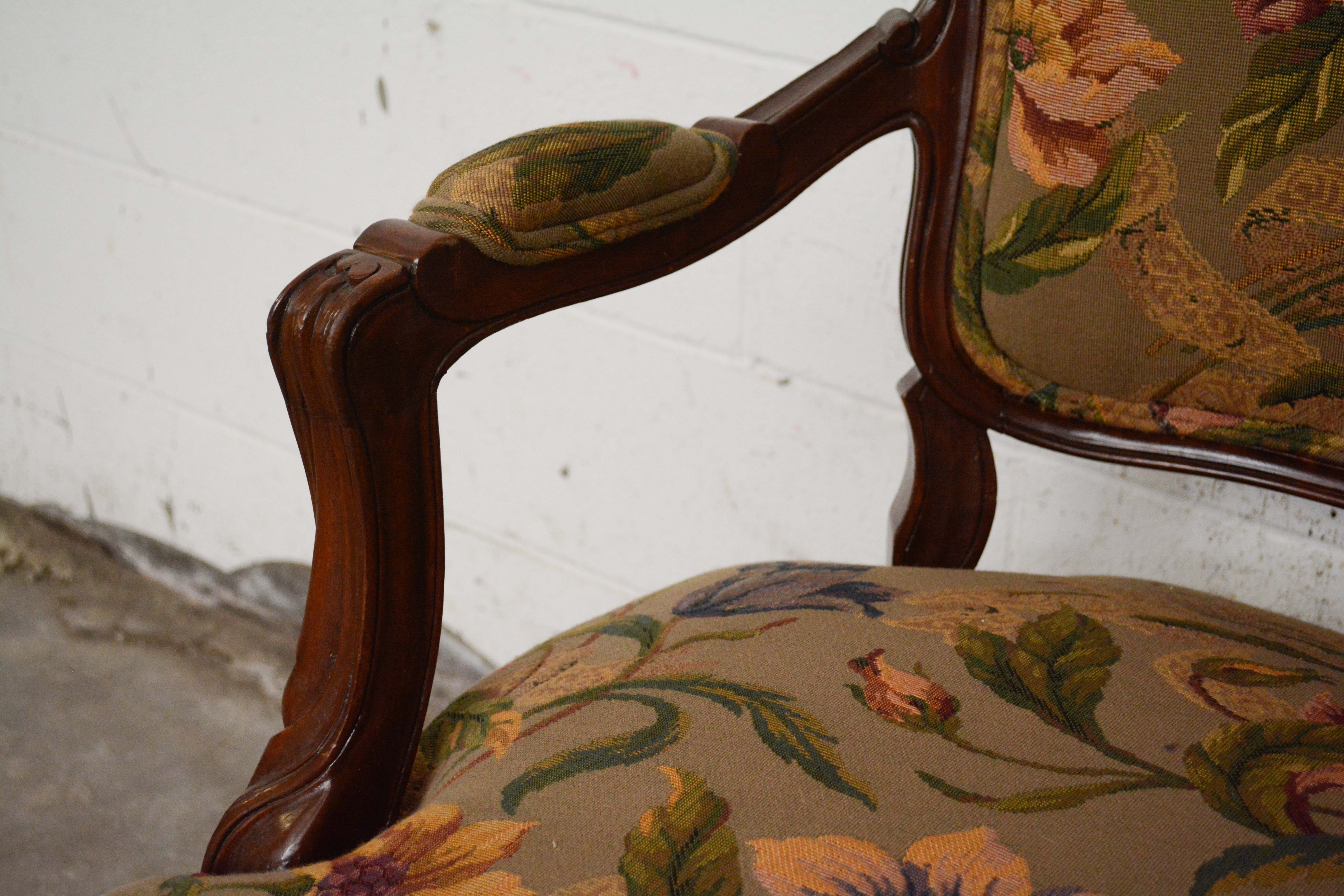 French Provincial Style Walnut Dining Chairs Set, 20th Century