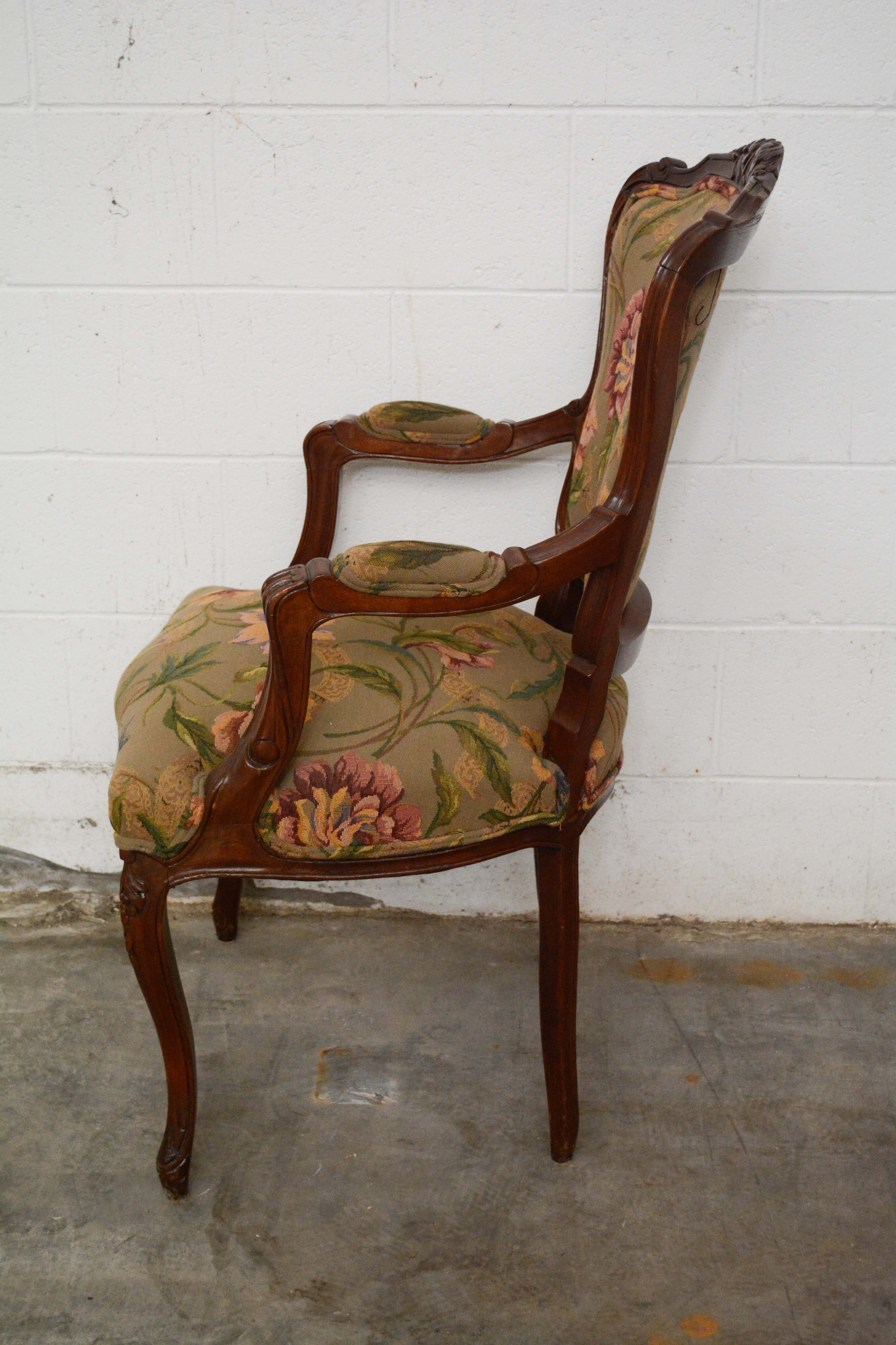 French Provincial Style Walnut Dining Chairs Set, 20th Century