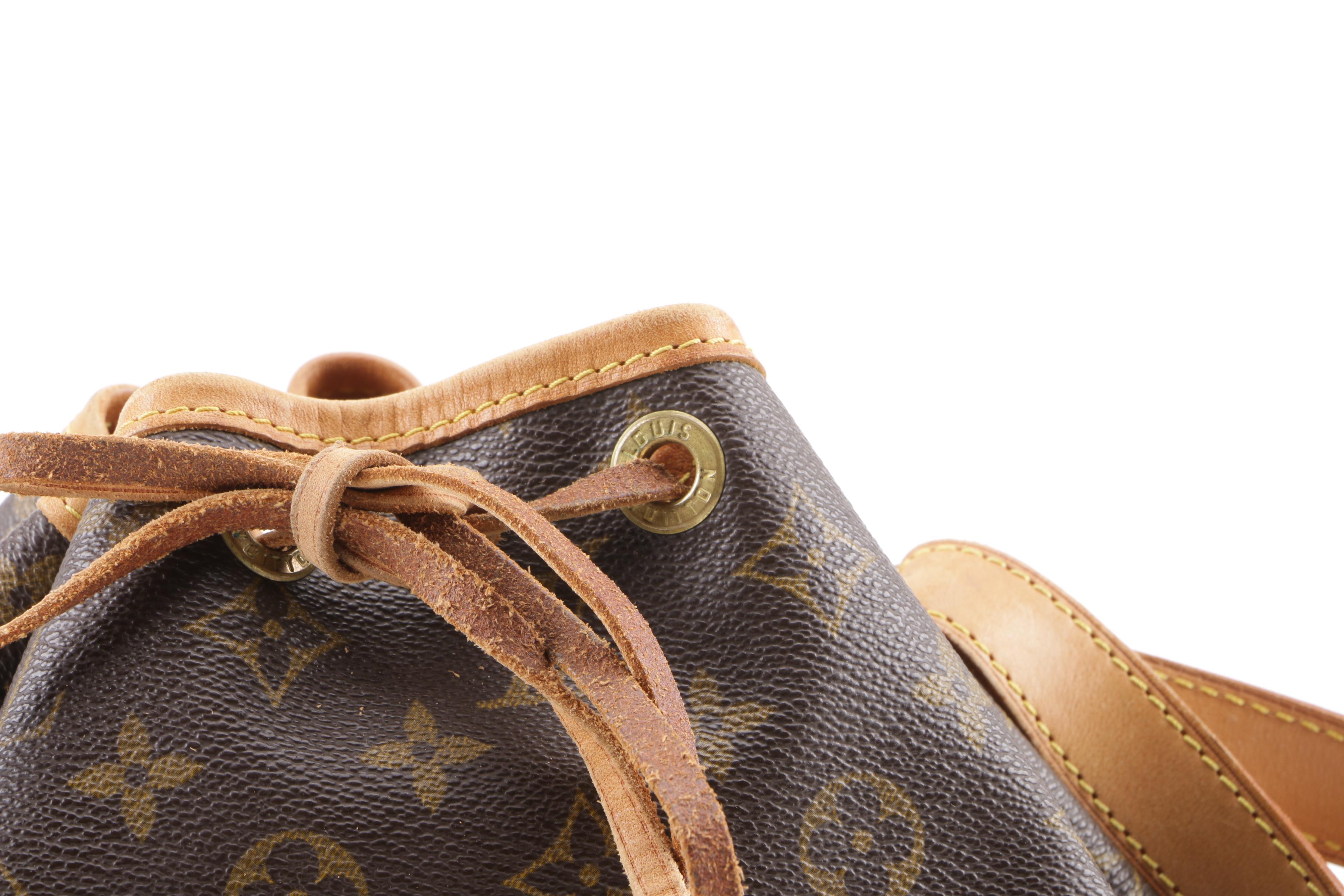 1993 Vintage Louis Vuitton Paris Monogram Canvas Noe Bucket Bag