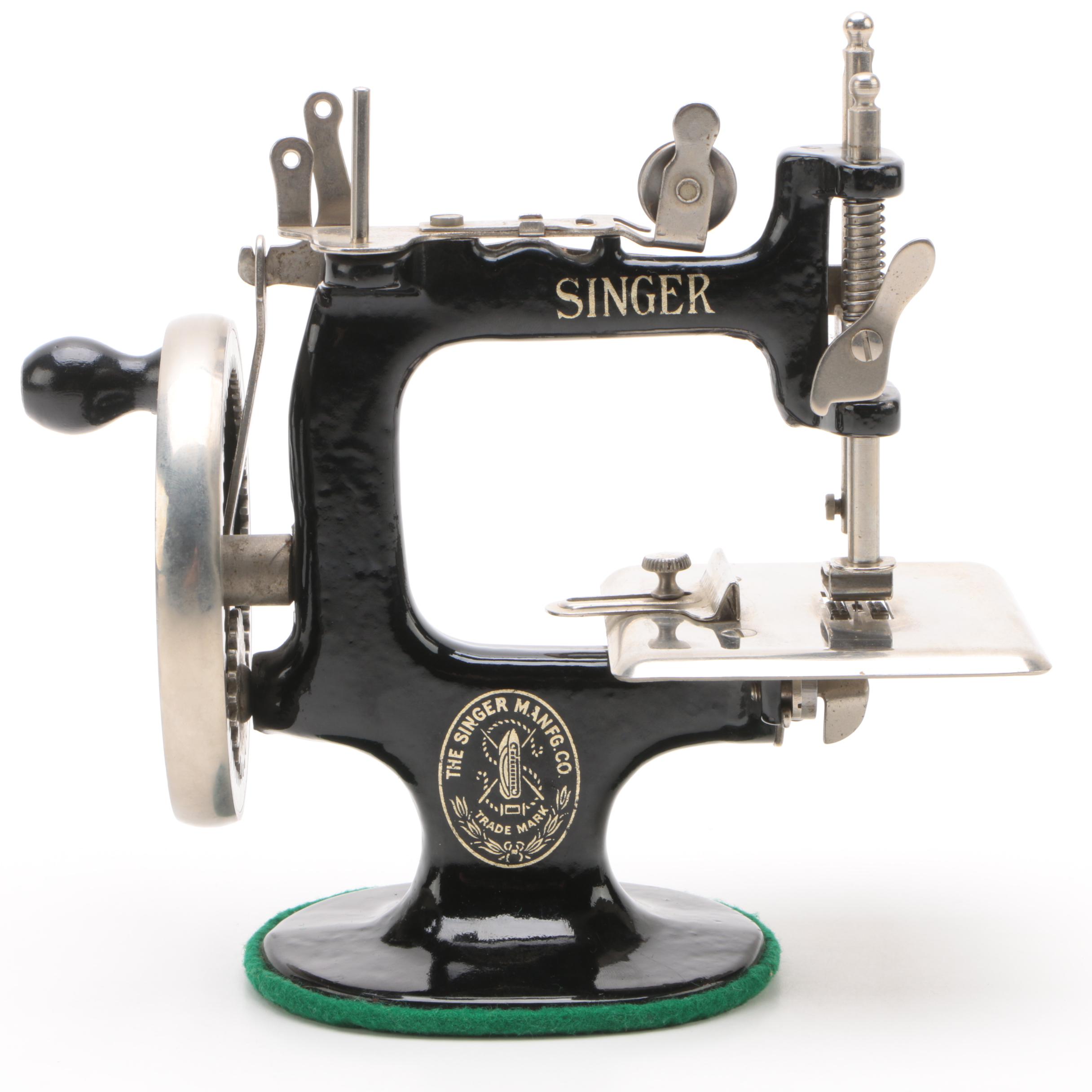 Singer Model 20 Sewing Machine for Children
