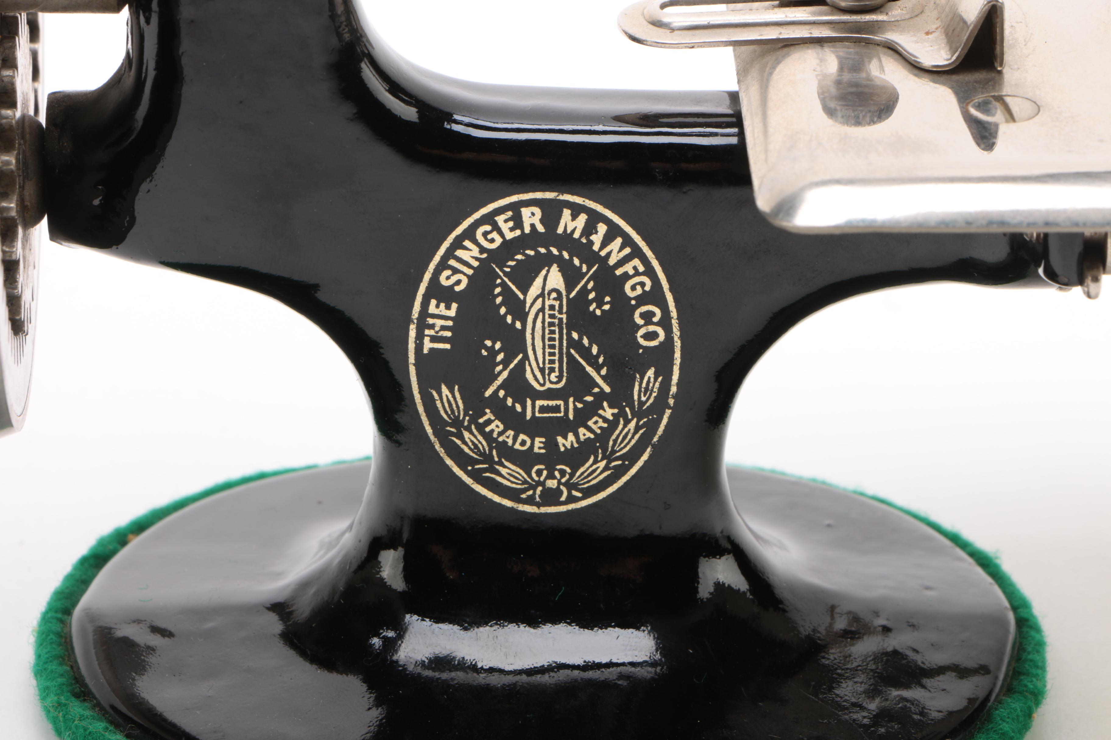 Singer Model 20 Sewing Machine for Children