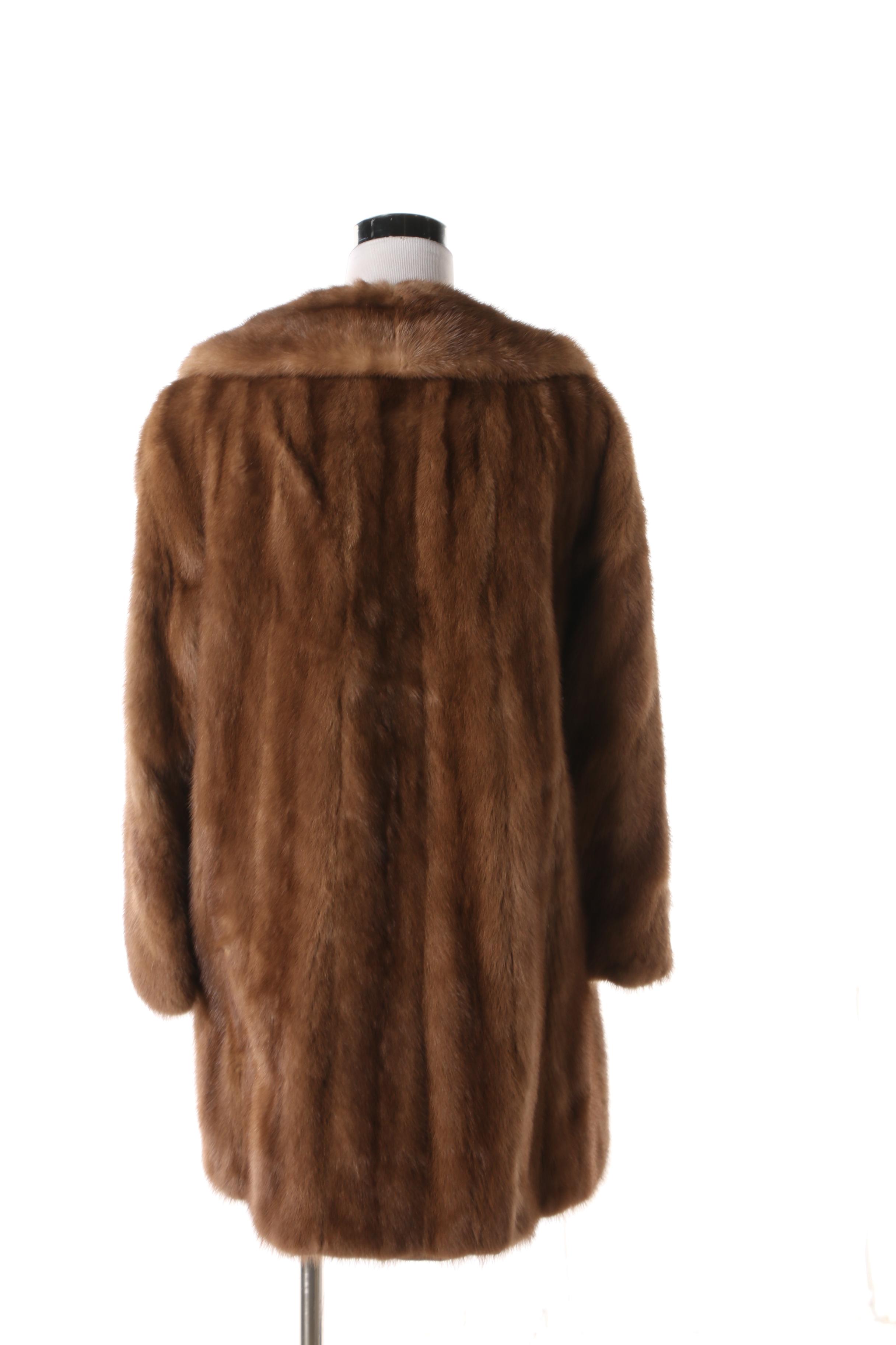 Women's Vintage Woodward & Lothrop Double-Breasted Mink Fur Coat