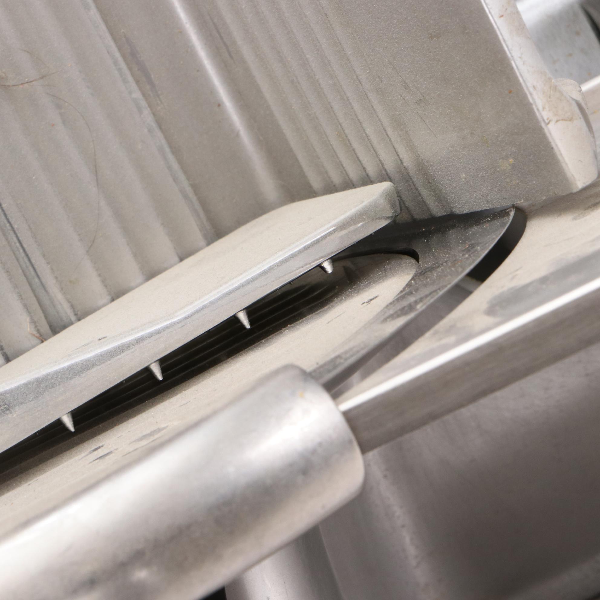 Globe Electric Meat Slicer Model 210