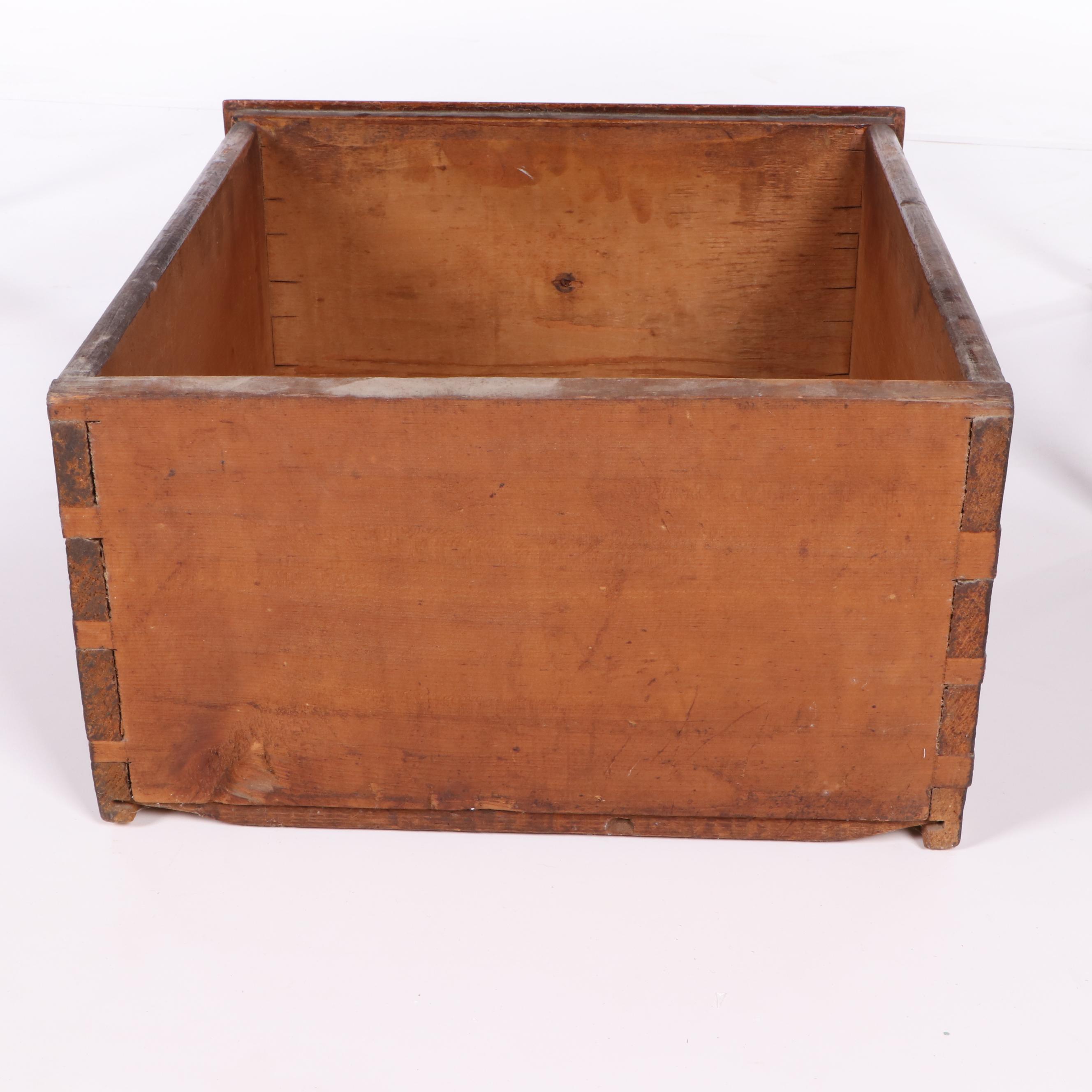 New England Queen Anne Cherrywood Highboy, Mid 18th Century