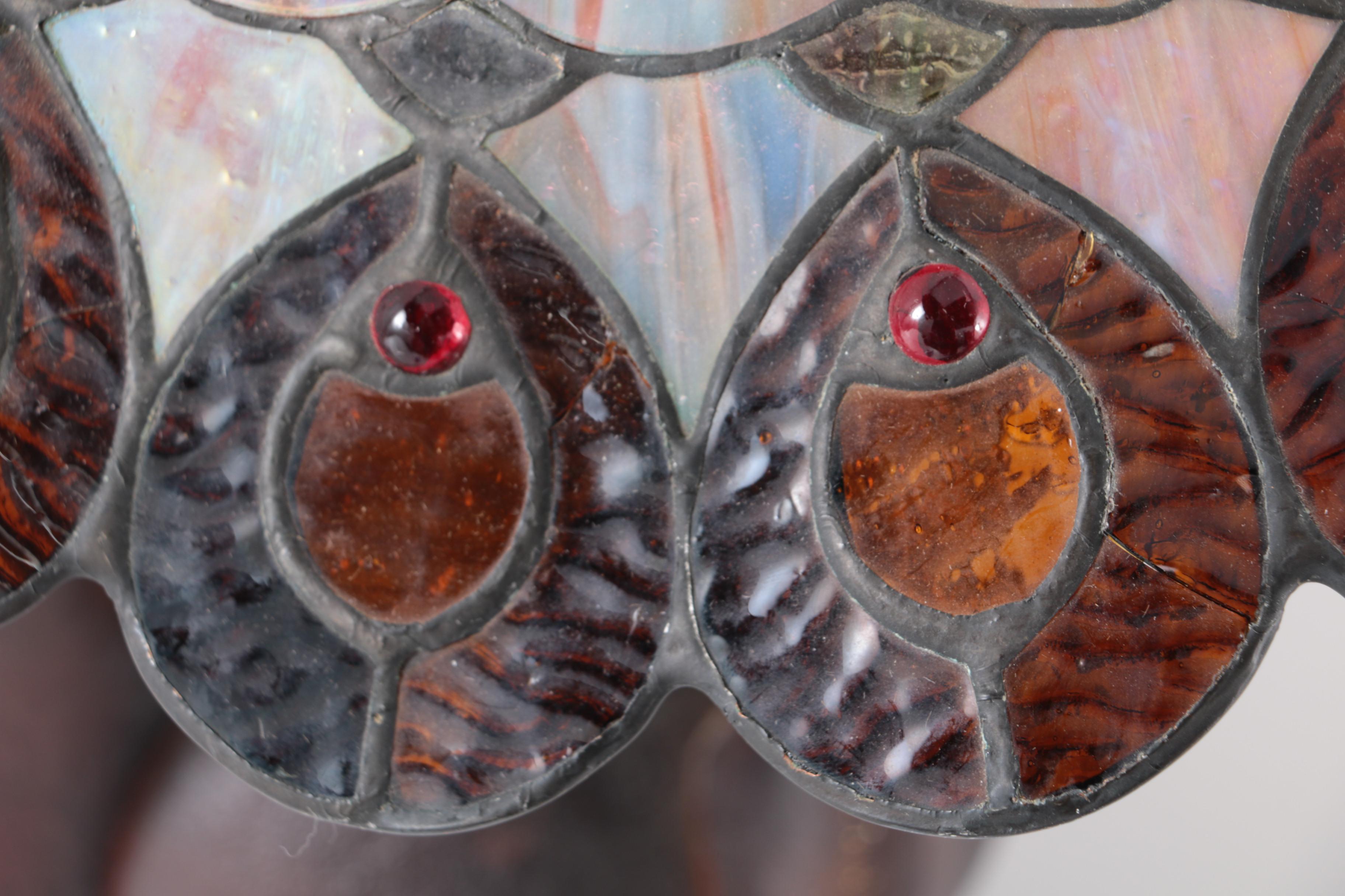 Dale Tiffany Craftsman Style Slag and Stained Glass Table Lamp