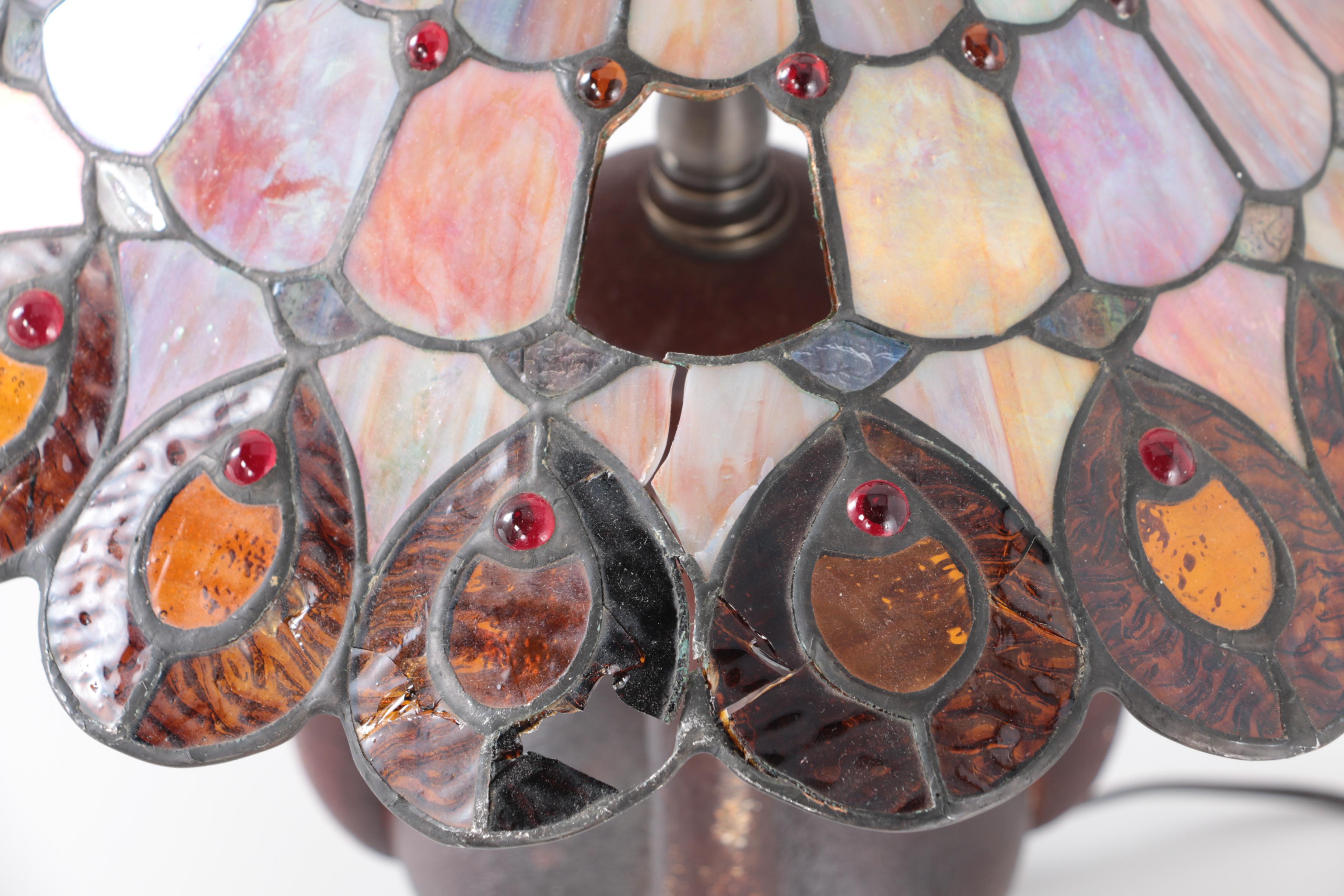 Dale Tiffany Craftsman Style Slag and Stained Glass Table Lamp