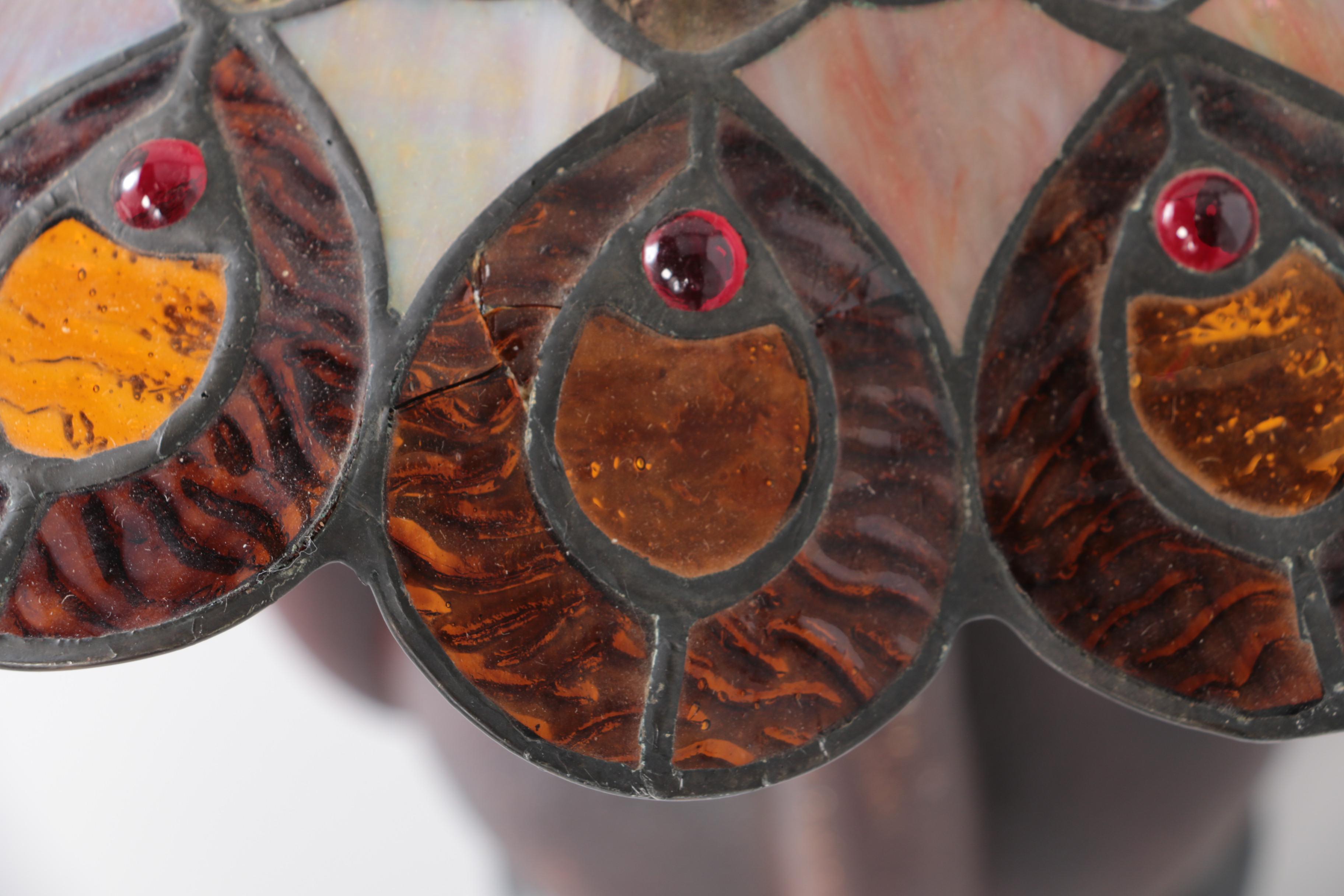 Dale Tiffany Craftsman Style Slag and Stained Glass Table Lamp