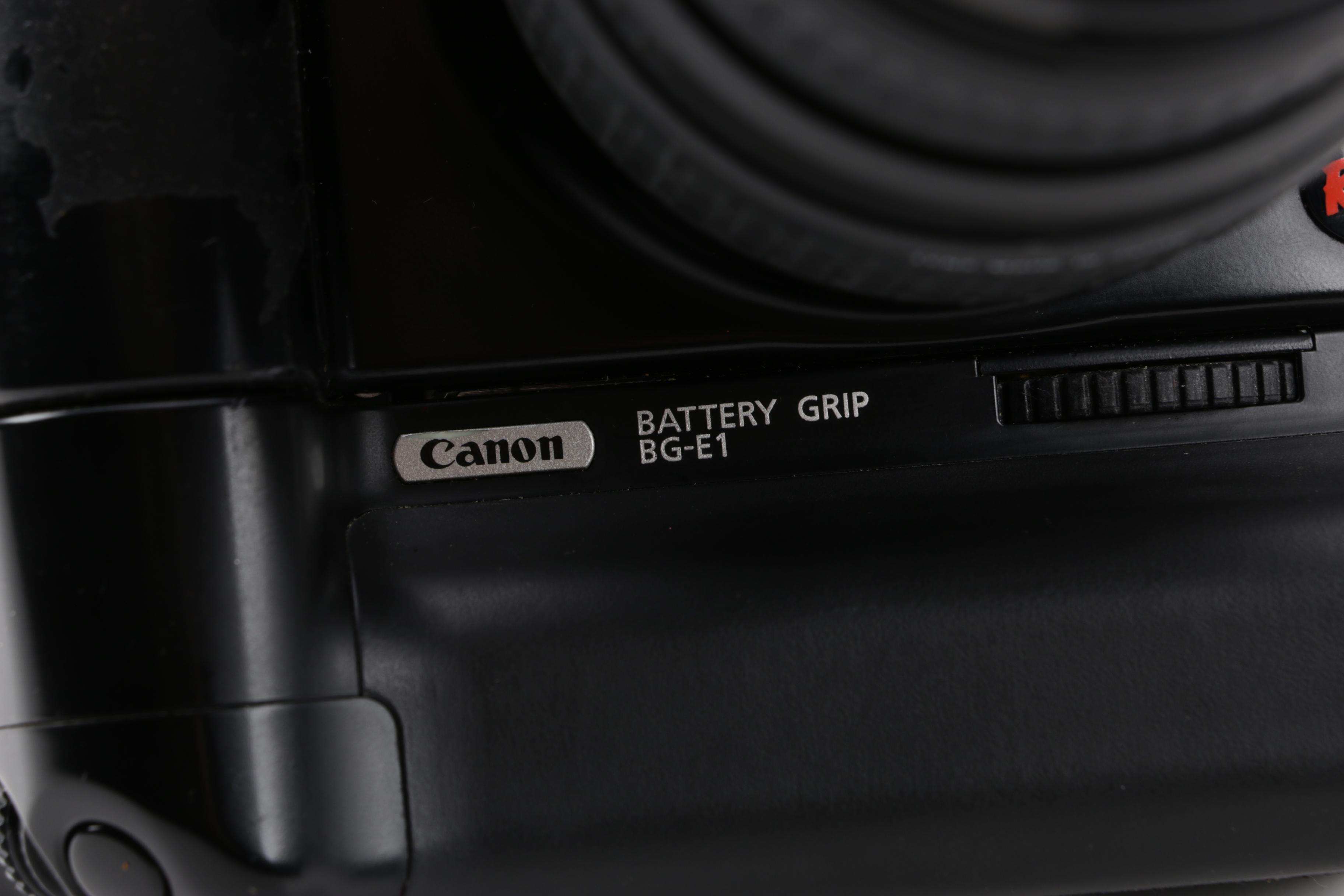 Canon EOS 300D Digital SLR Camera with Sigma Macro Lens and Bag