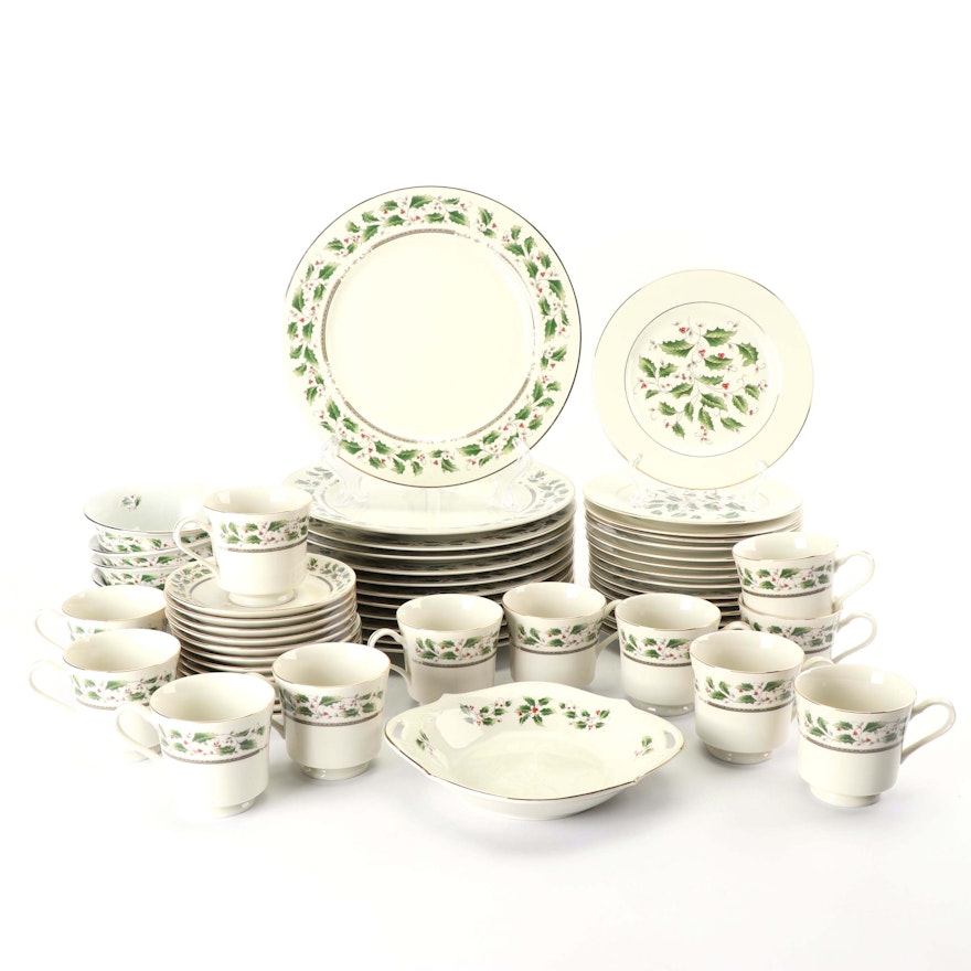 Royal Limited "Holly Holiday" Porcelain Dinnerware