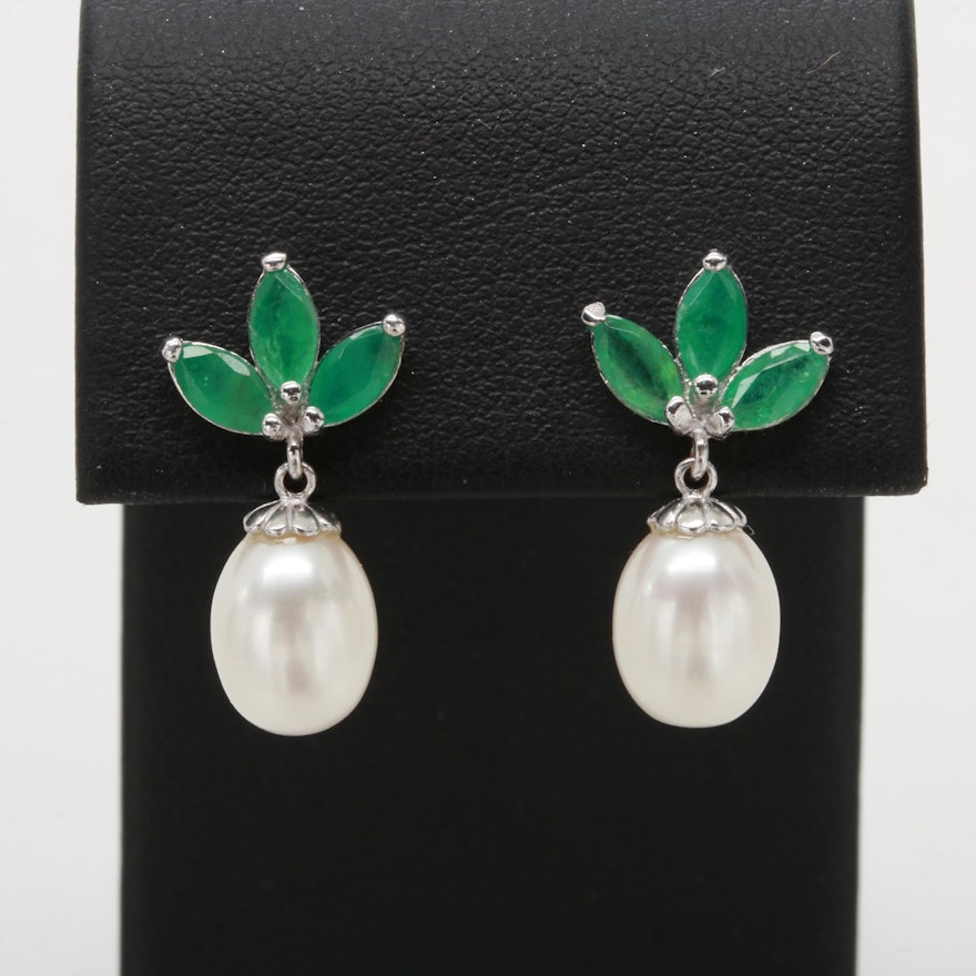 14K White Gold Emerald and Cultured Pearl Dangle Earrings