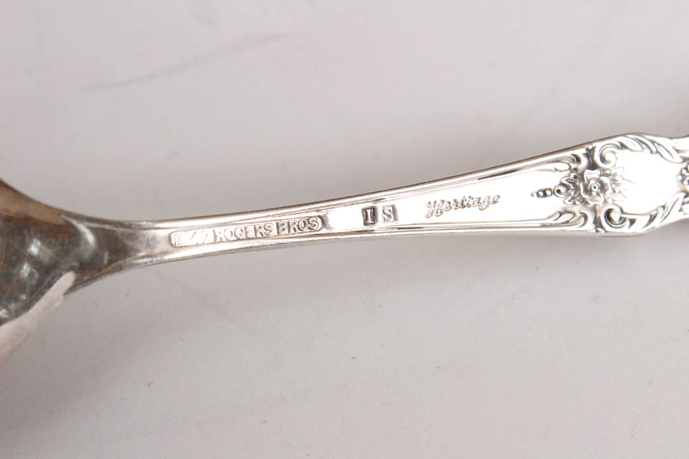 1847 Rogers Bros "Heritage" Silver Plate Flatware Set