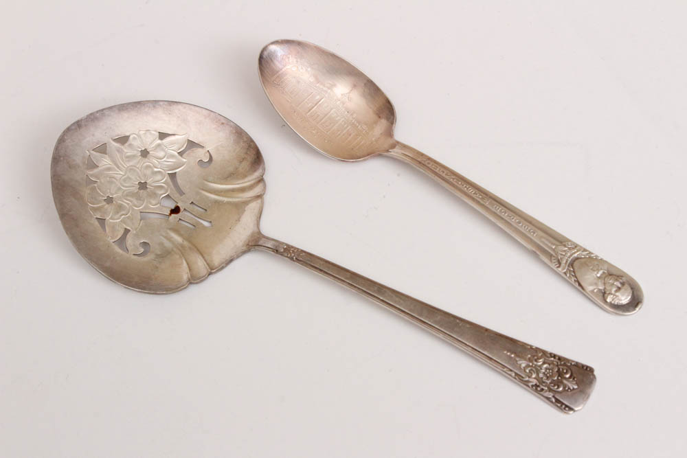 1847 Rogers Bros "Heritage" Silver Plate Flatware Set