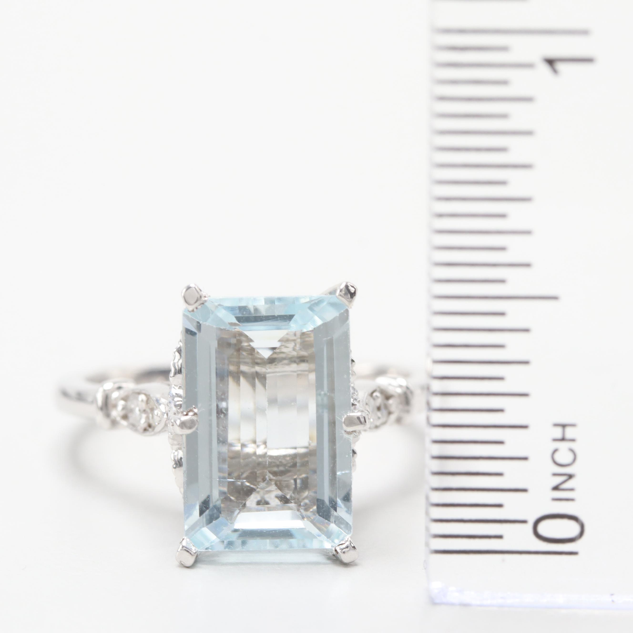 14K White Gold Aquamarine and Diamond Ring