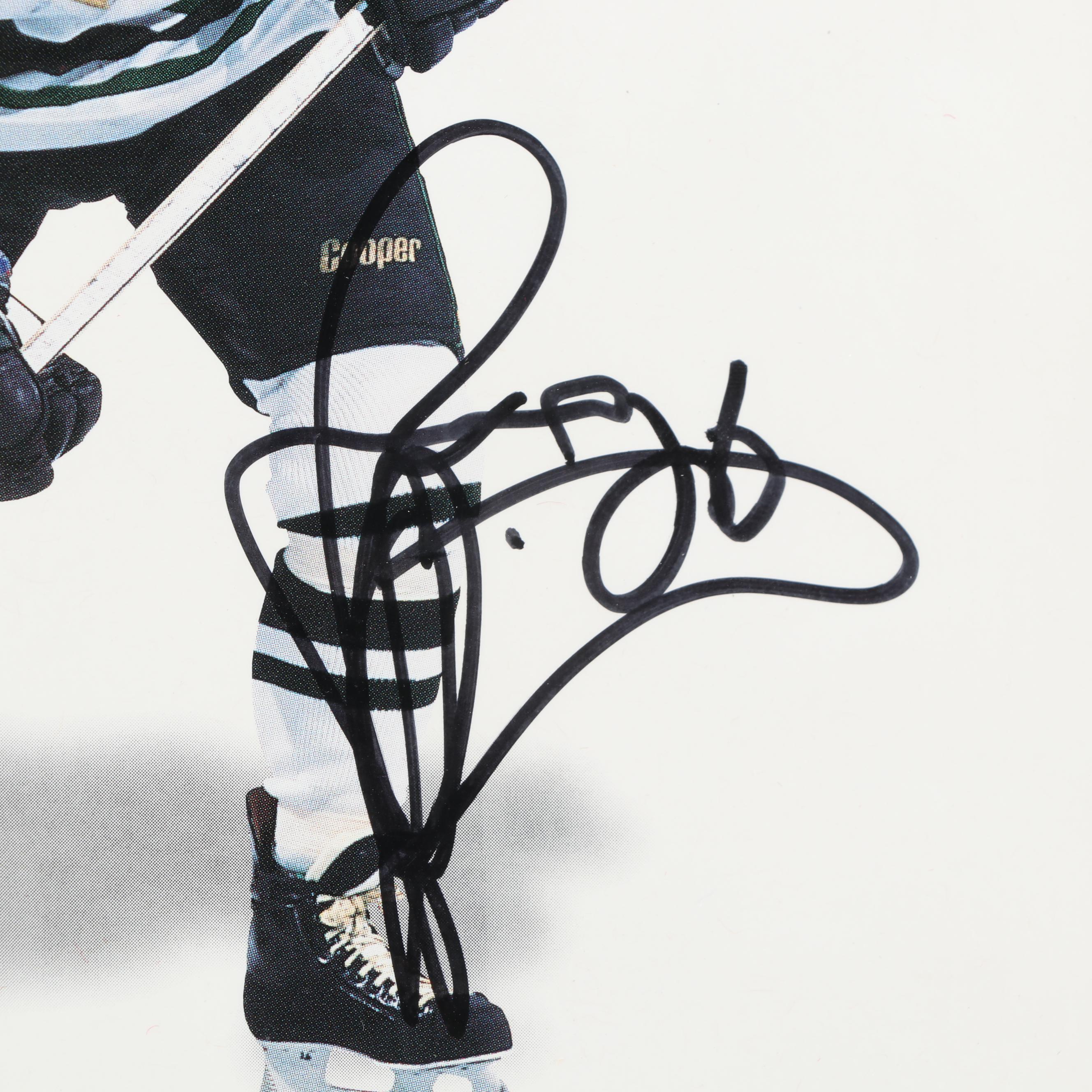 Autographed Dallas Stars 1997-1998 Team Photo including Ed Belfour