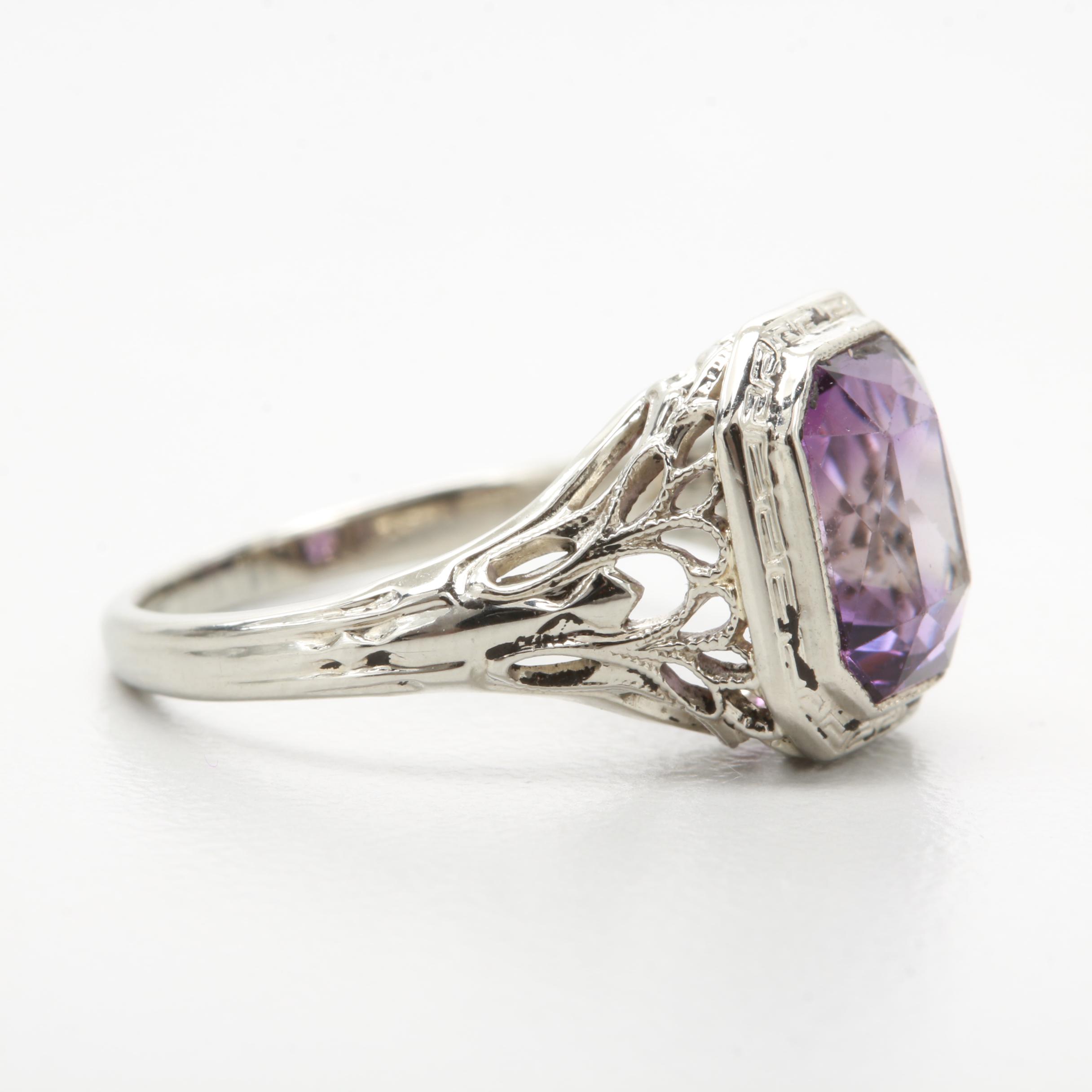 Art Deco 14K White Gold Amethyst Ring