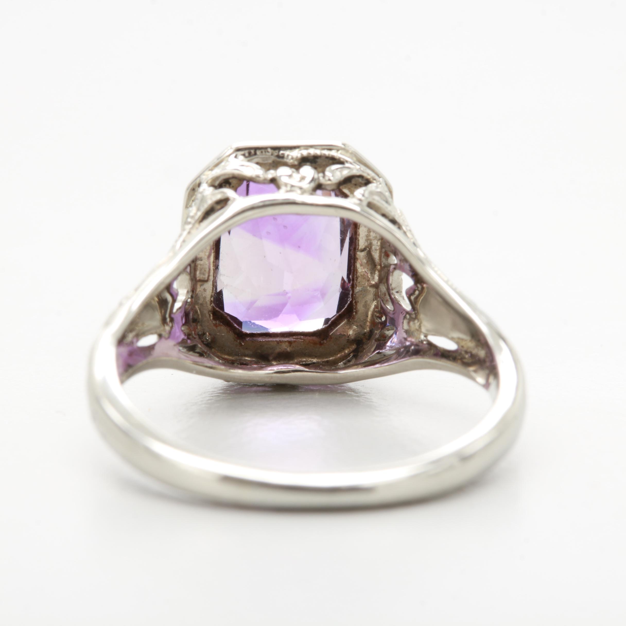 Art Deco 14K White Gold Amethyst Ring