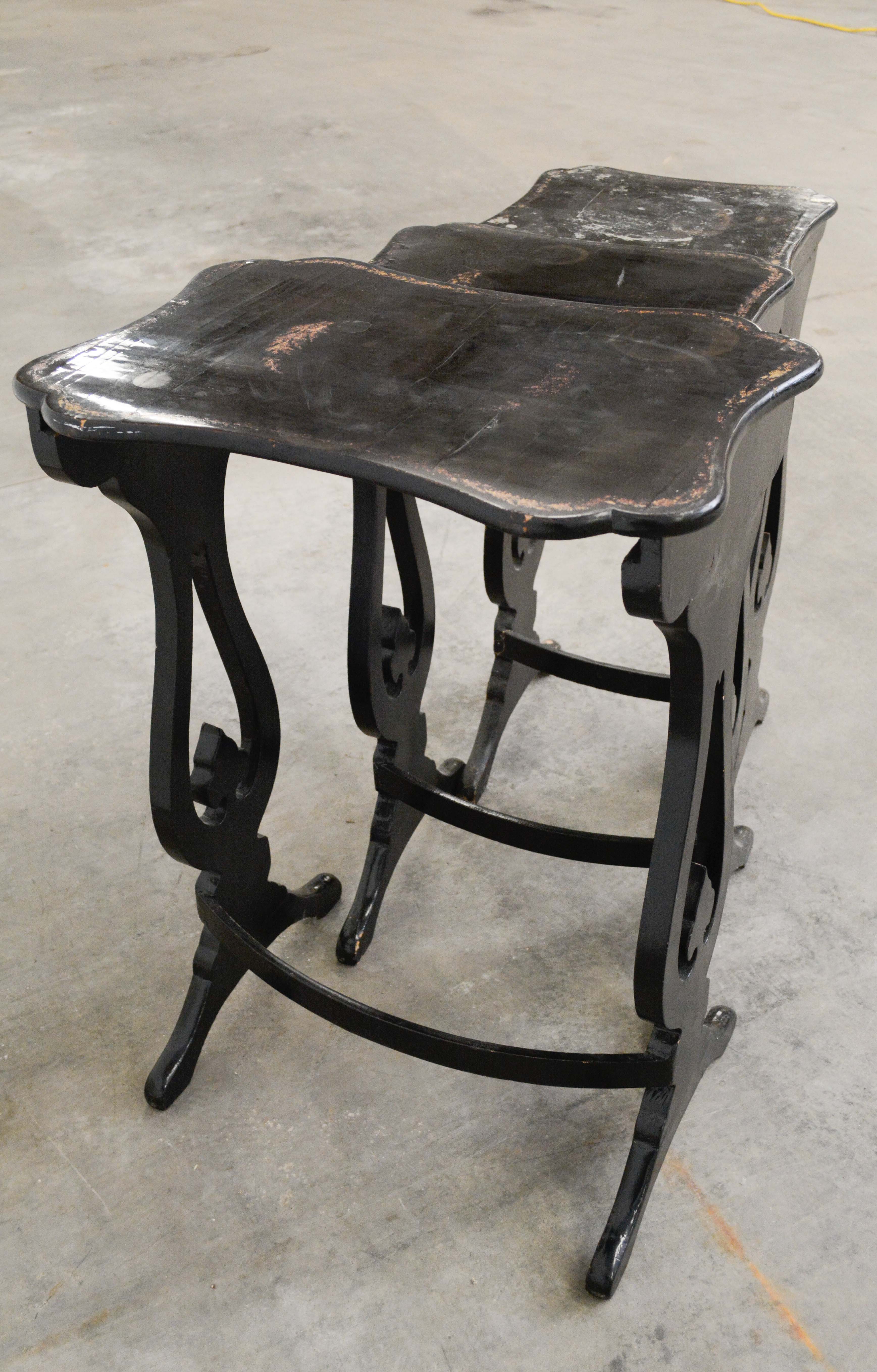 Set of Three Chinese Export Black Lacquer and Graduated Side Tables, Circa 1900