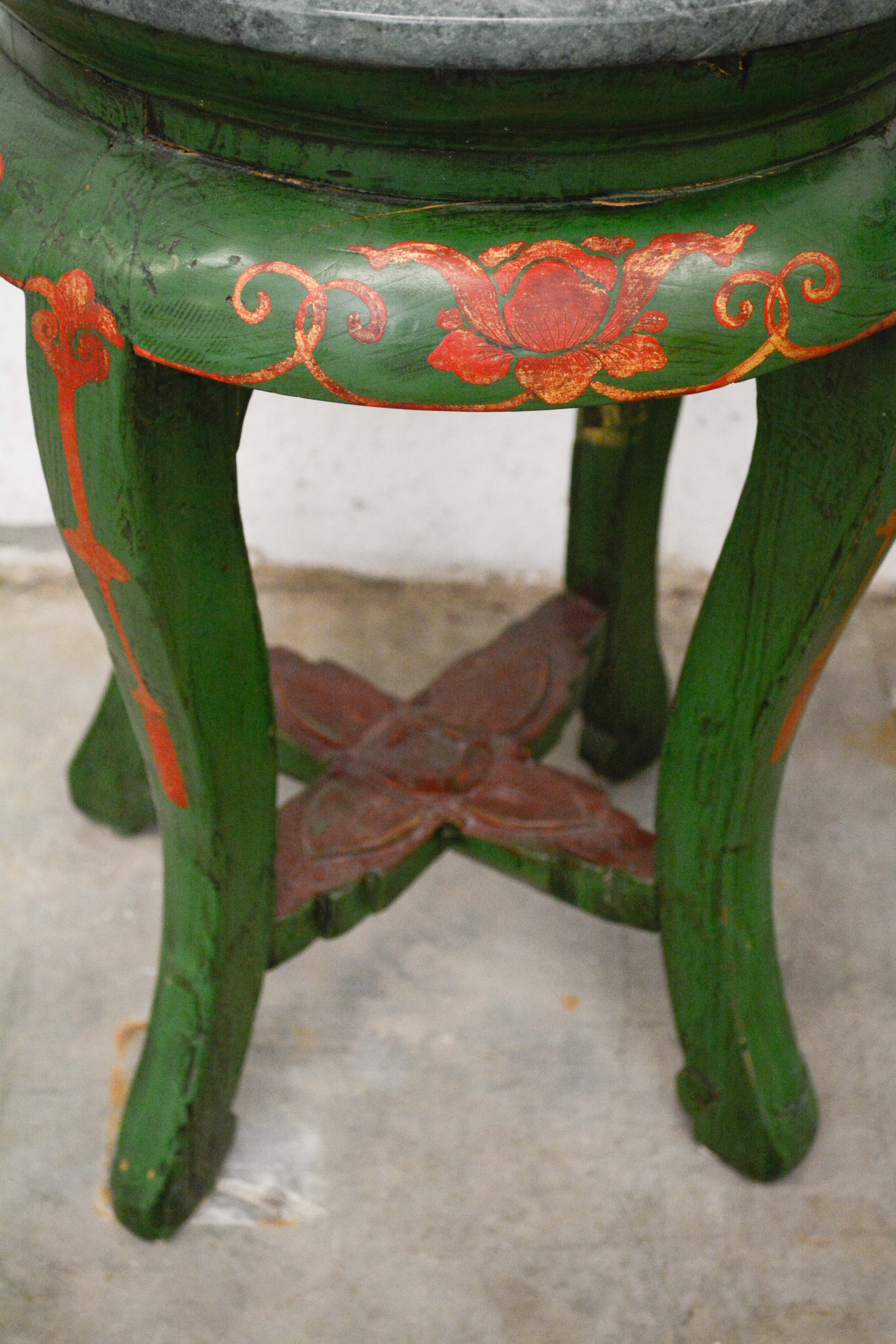Pair of Chinese Export Paint-Decorated and Green Marble Stands, 20th Century